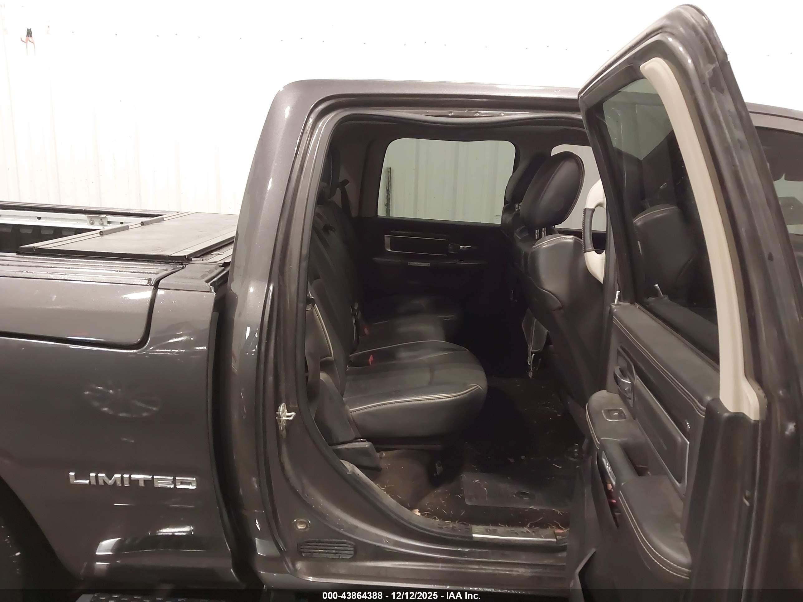 RAM 1500 image 8