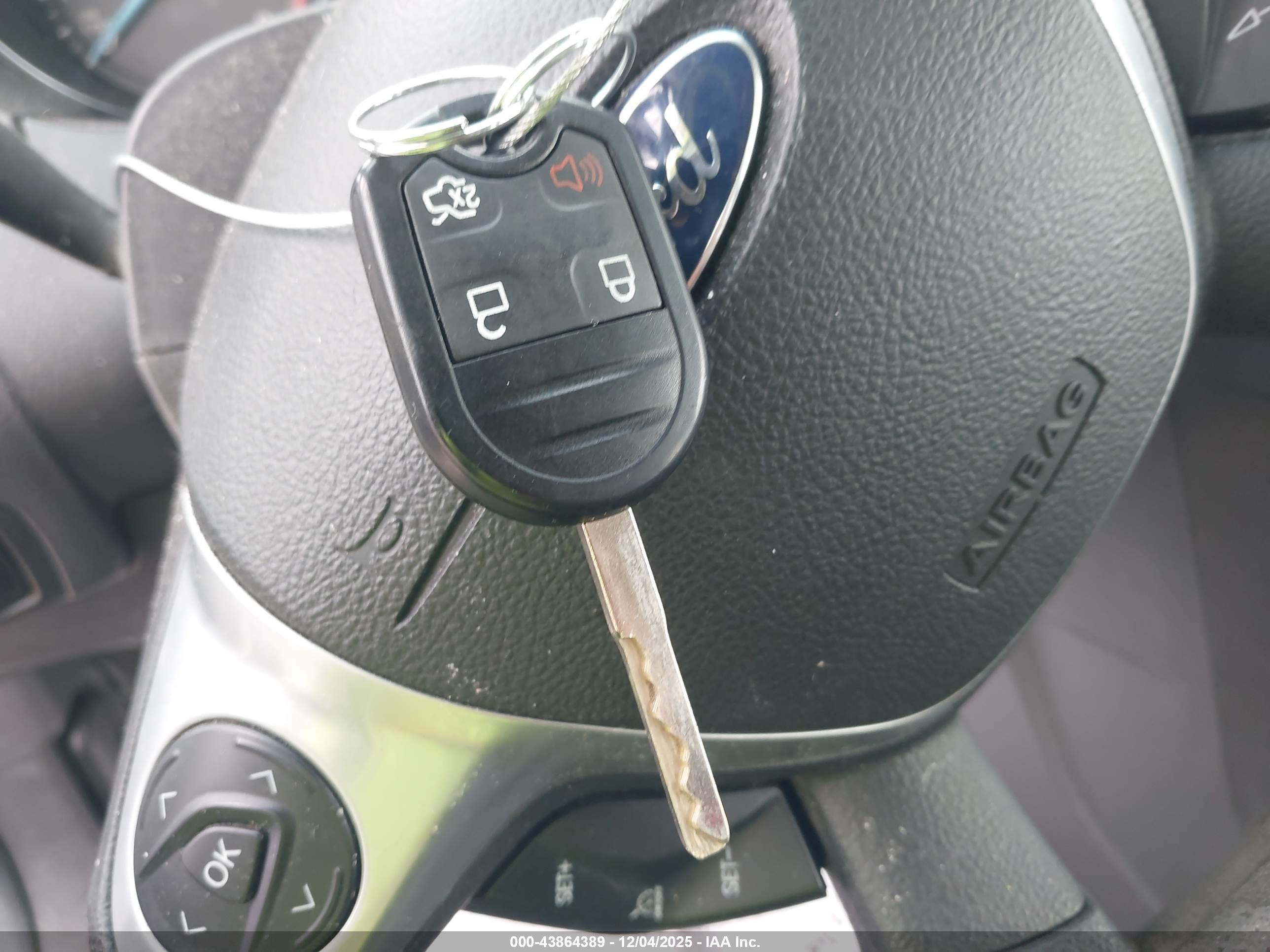 FORD FOCUS image 11