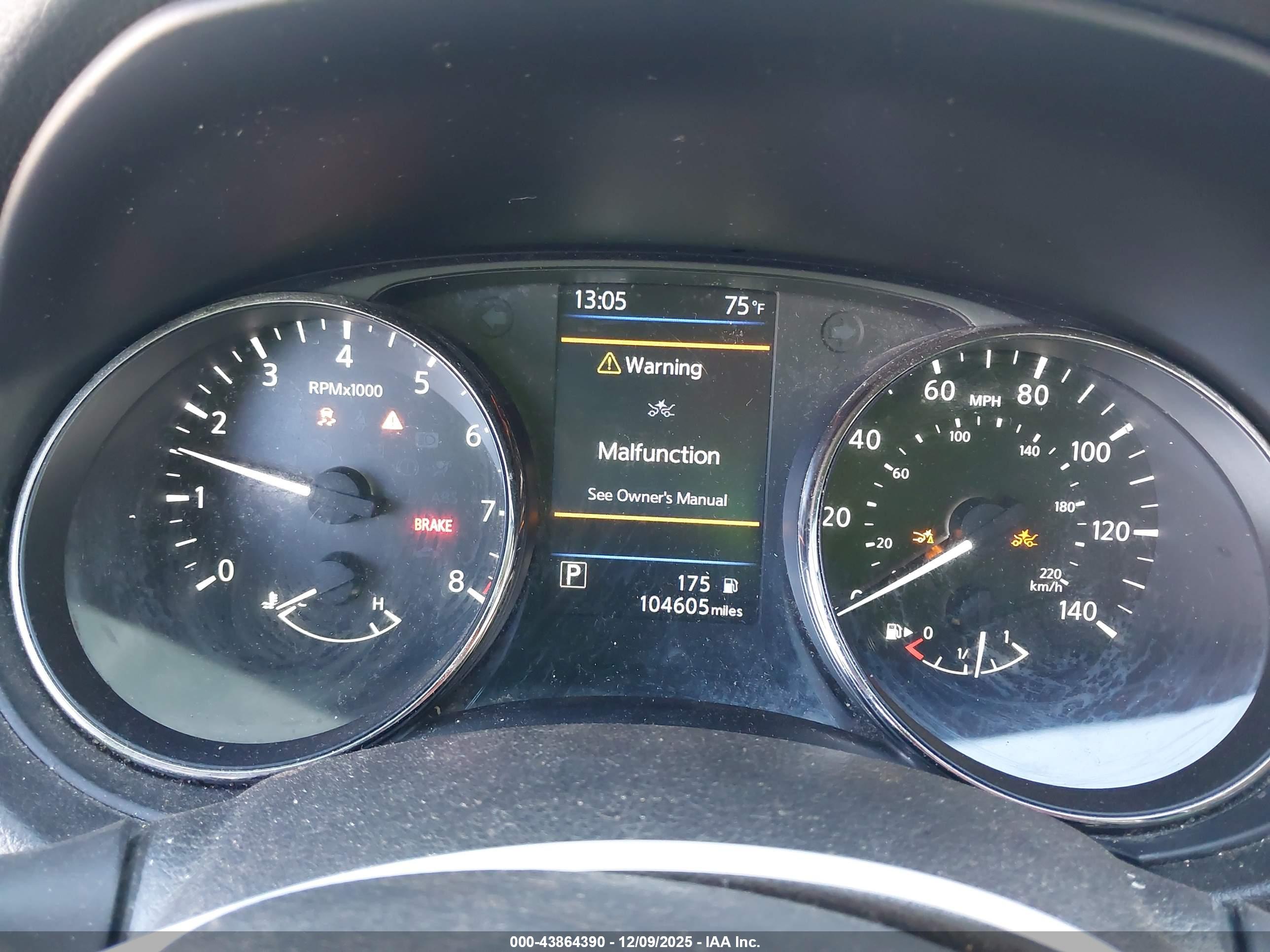 NISSAN ROGUE image 7