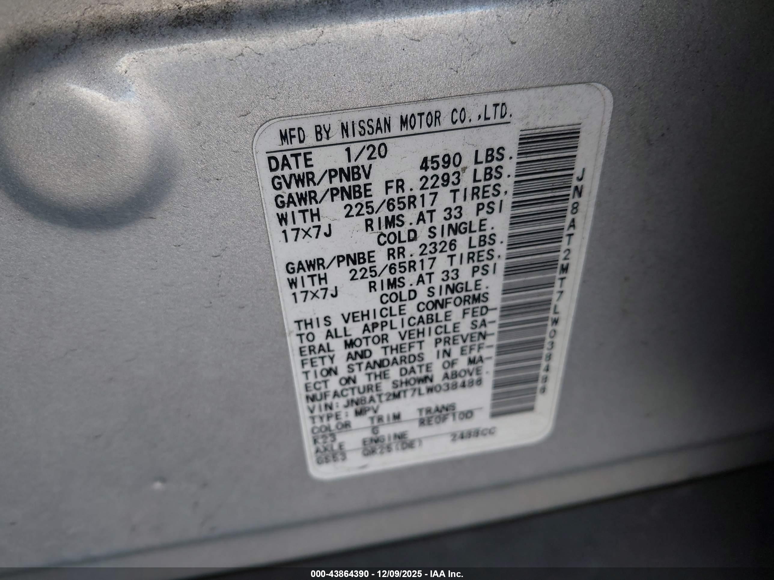 NISSAN ROGUE image 9