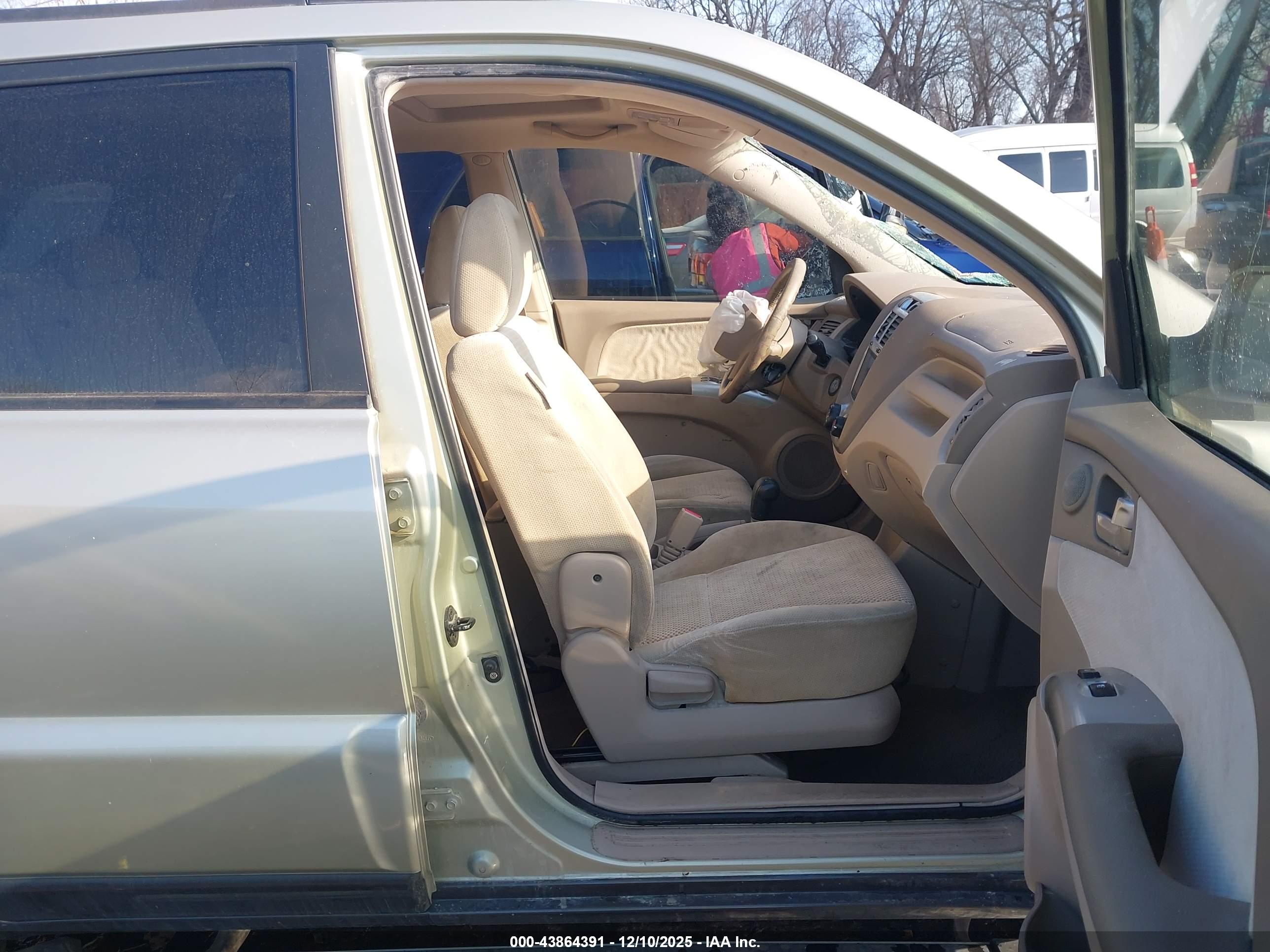 KIA SPORTAGE image 5