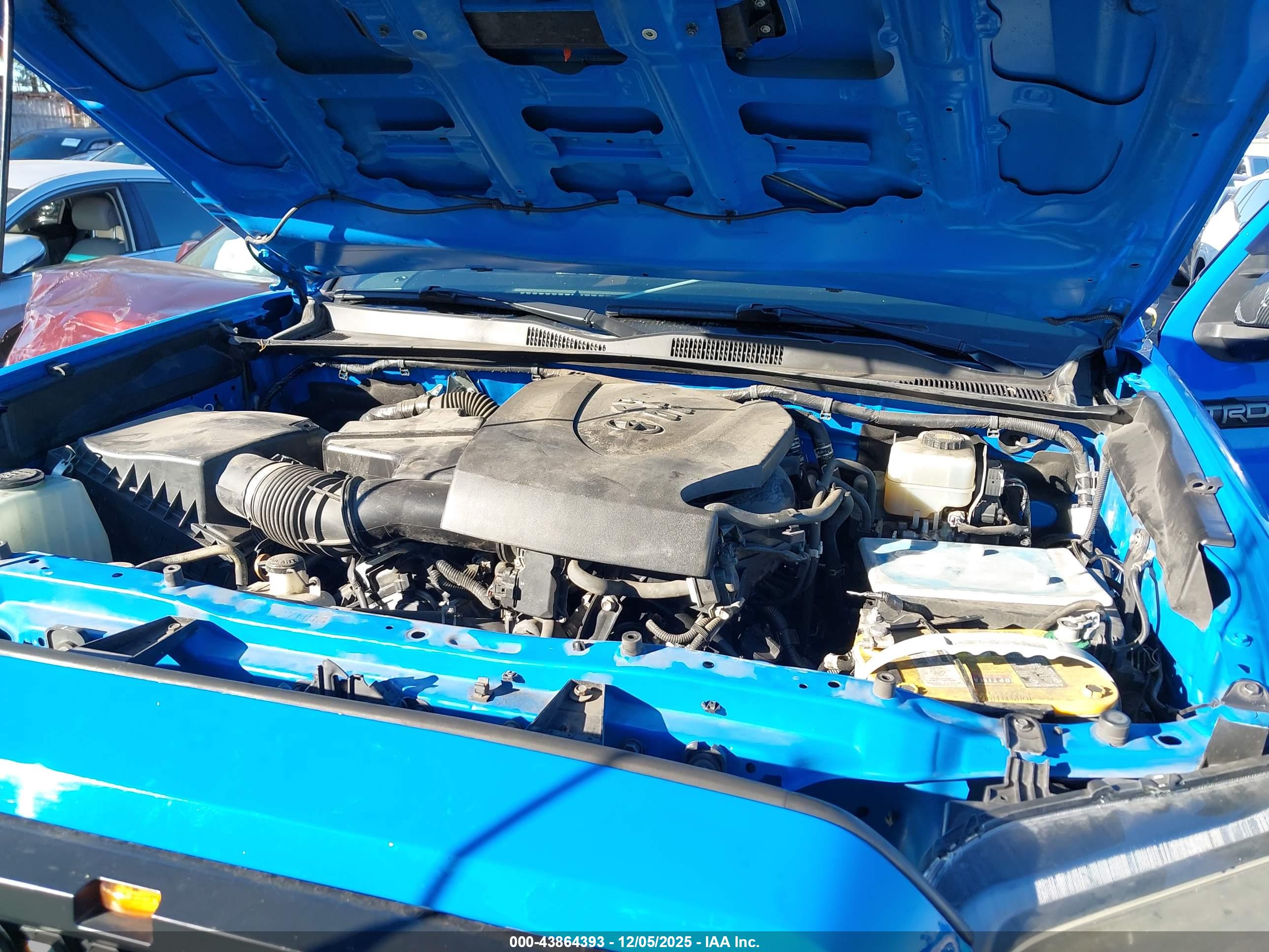 TOYOTA TACOMA image 10