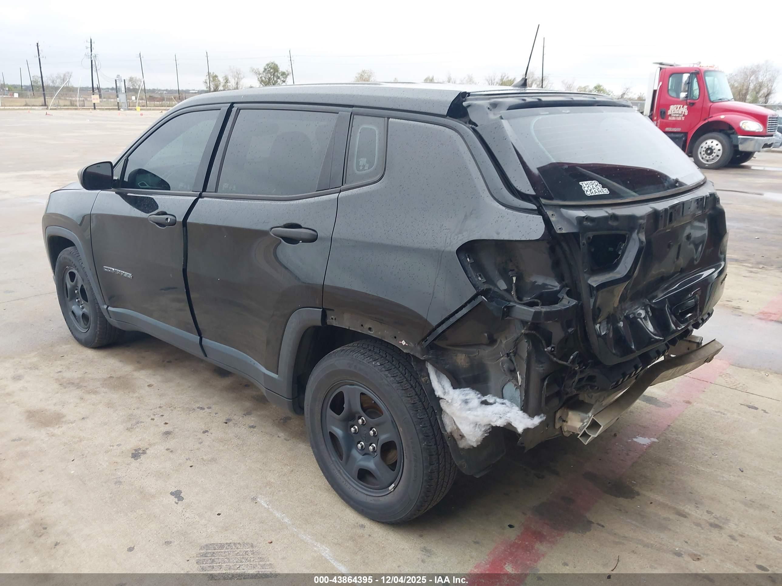 JEEP COMPASS image 3