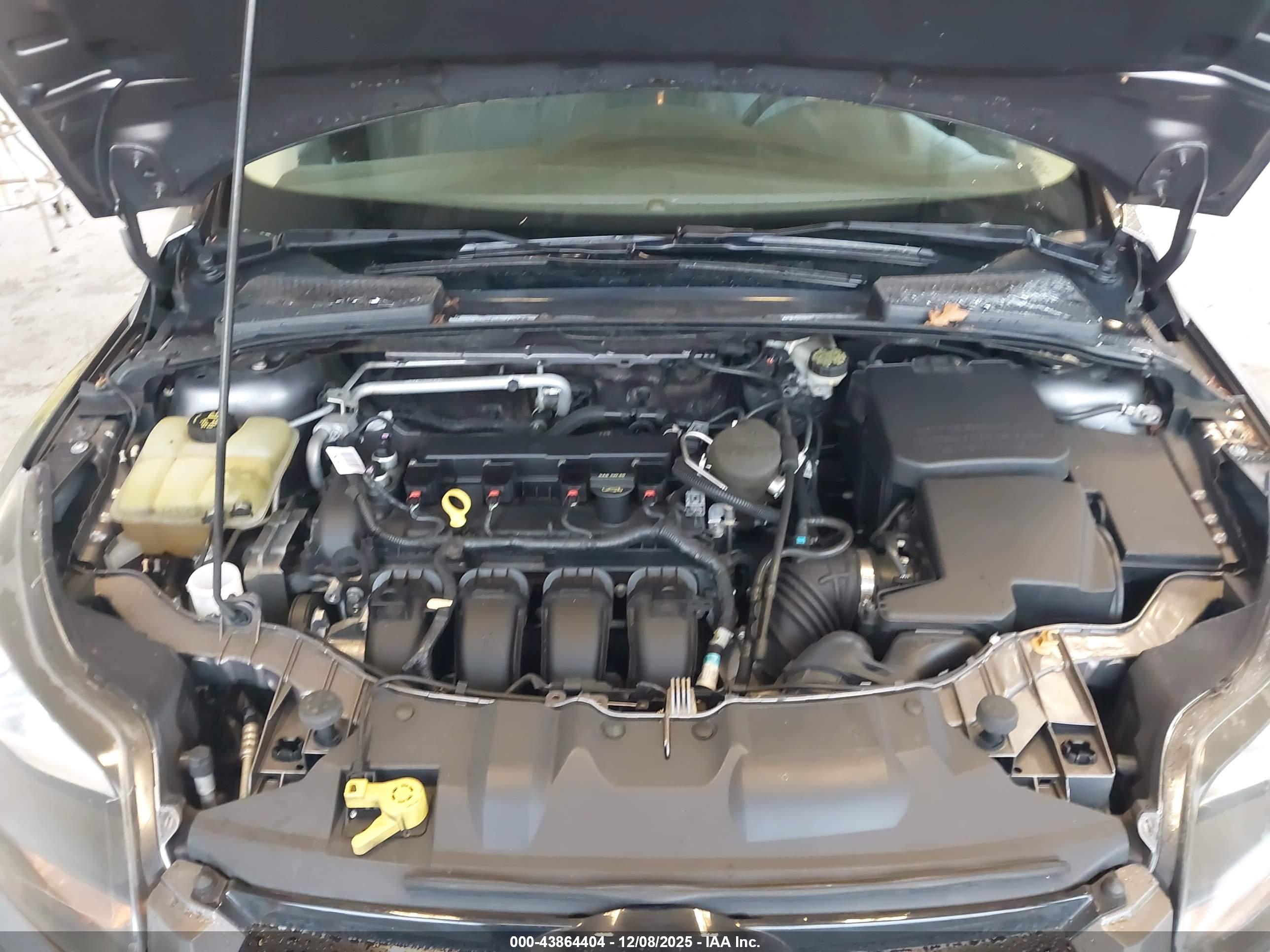 FORD FOCUS image 10