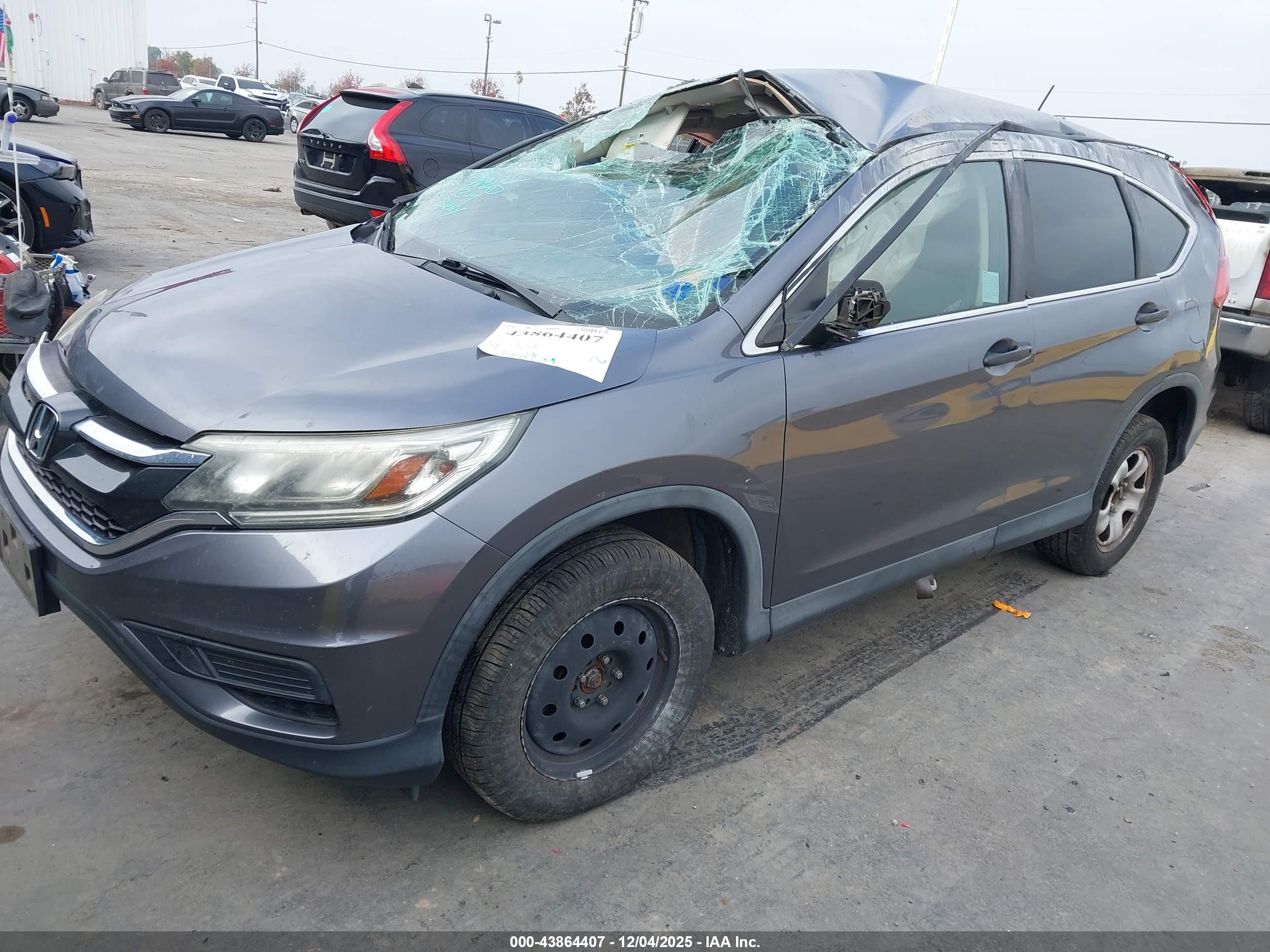 HONDA CR-V image 2