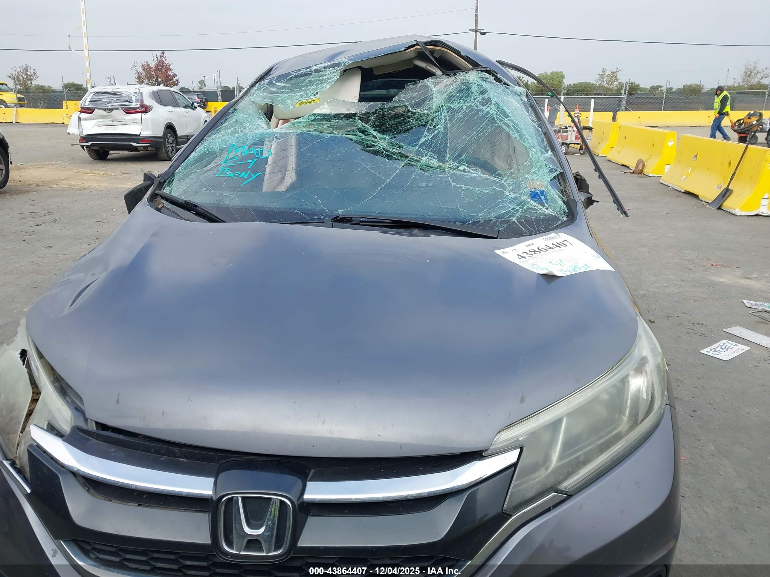 HONDA CR-V image 6