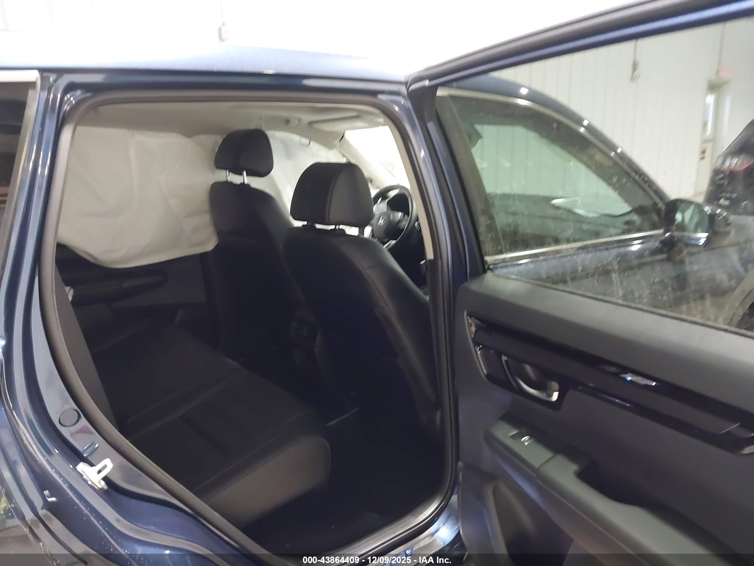 HONDA CR-V image 8