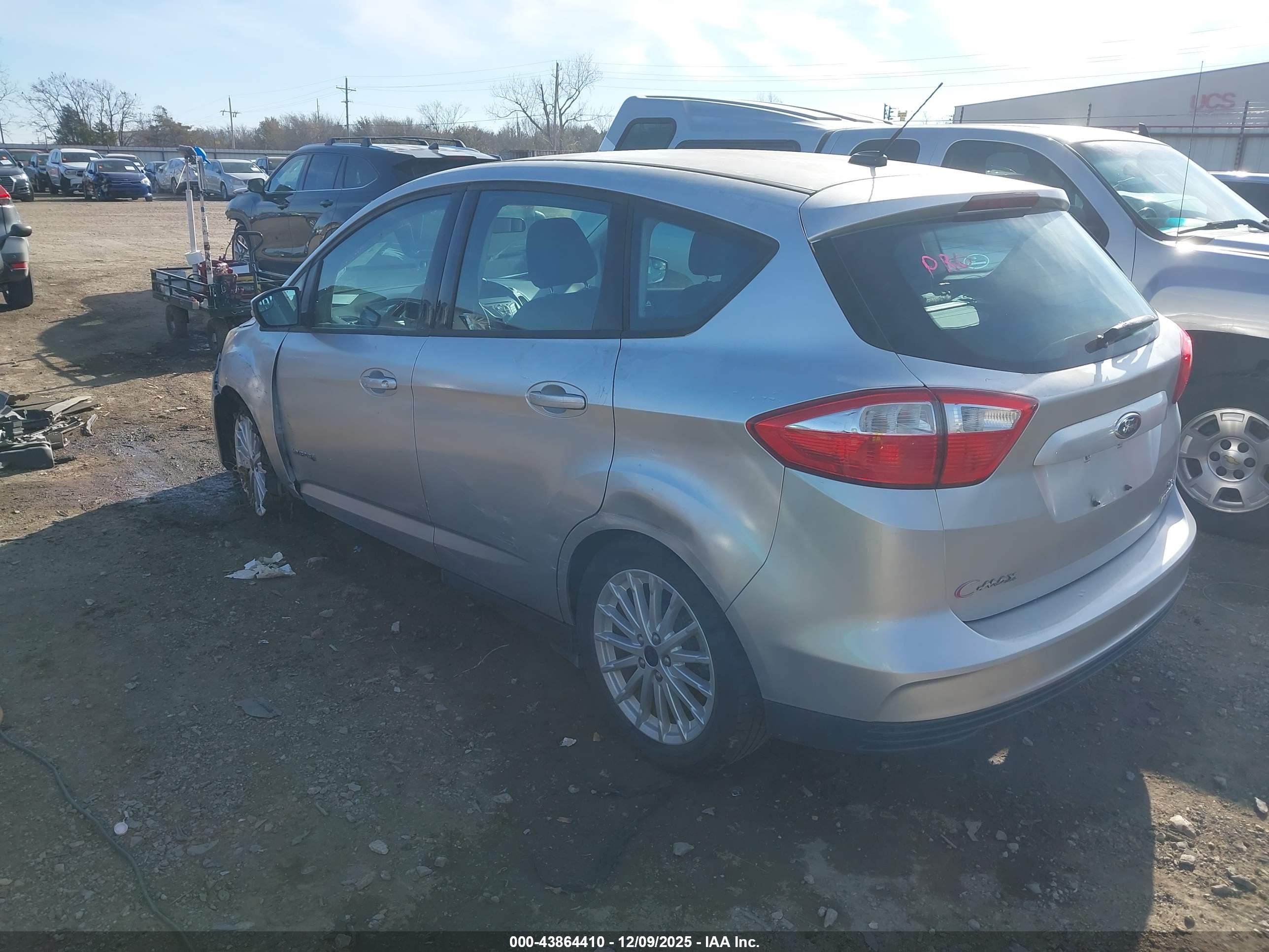 FORD C-MAX image 3