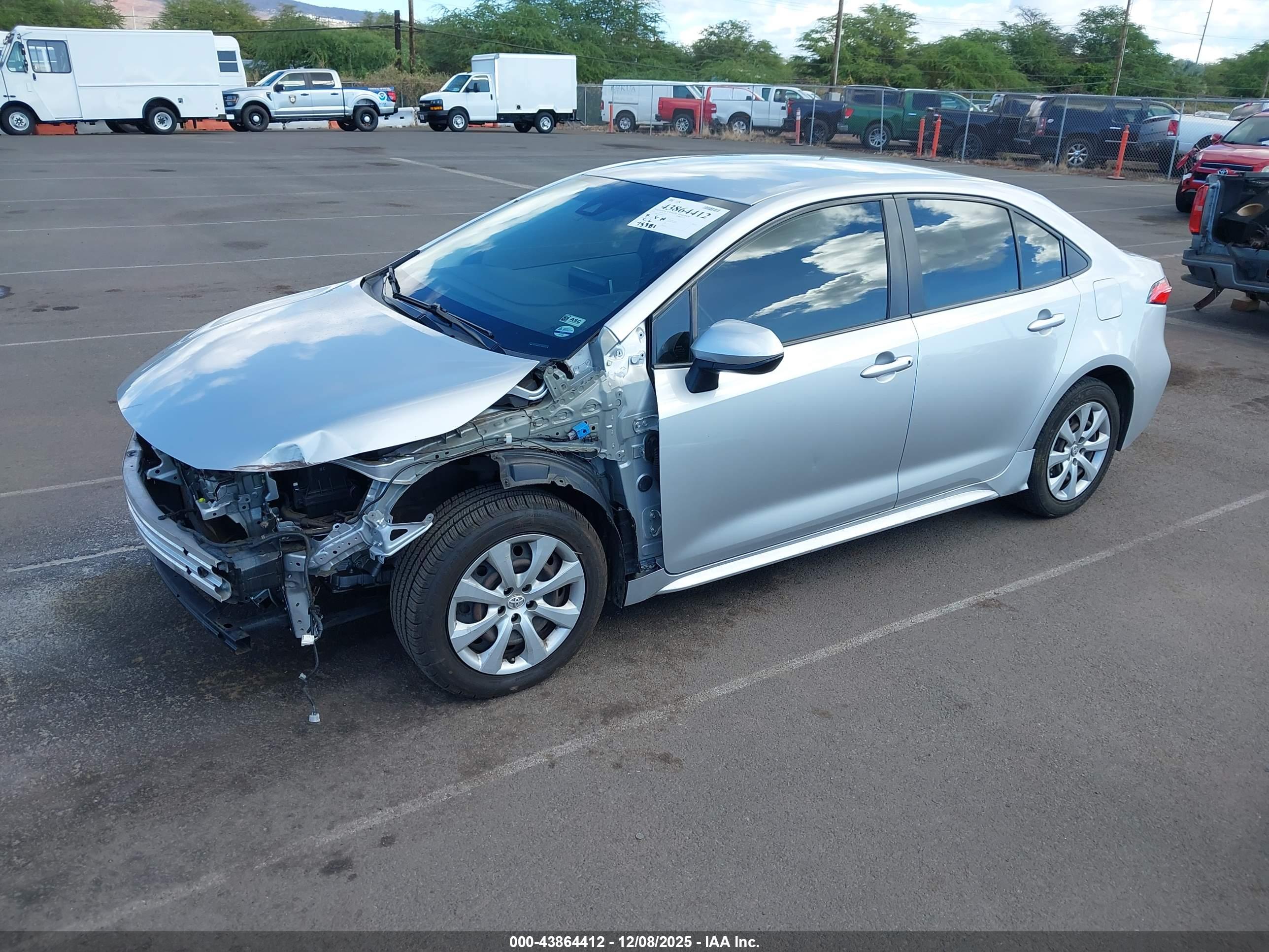 TOYOTA COROLLA image 2