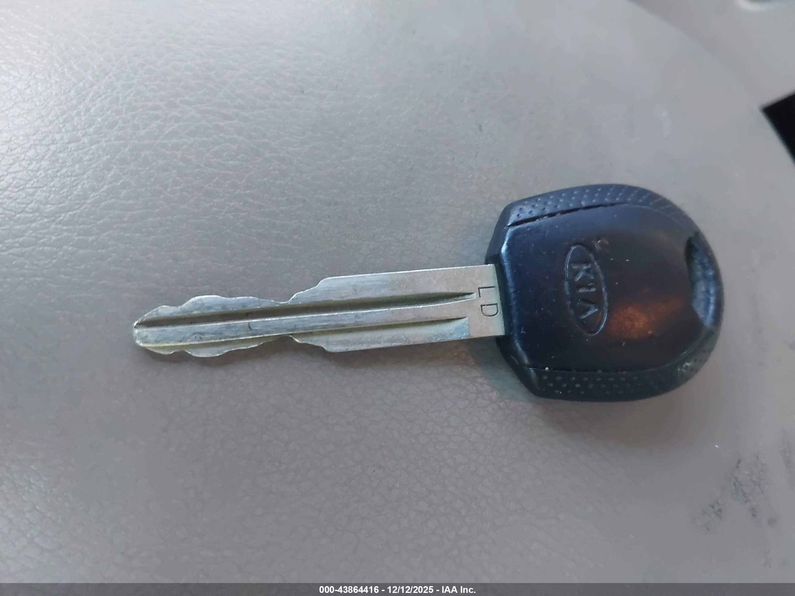 KIA SPORTAGE image 11
