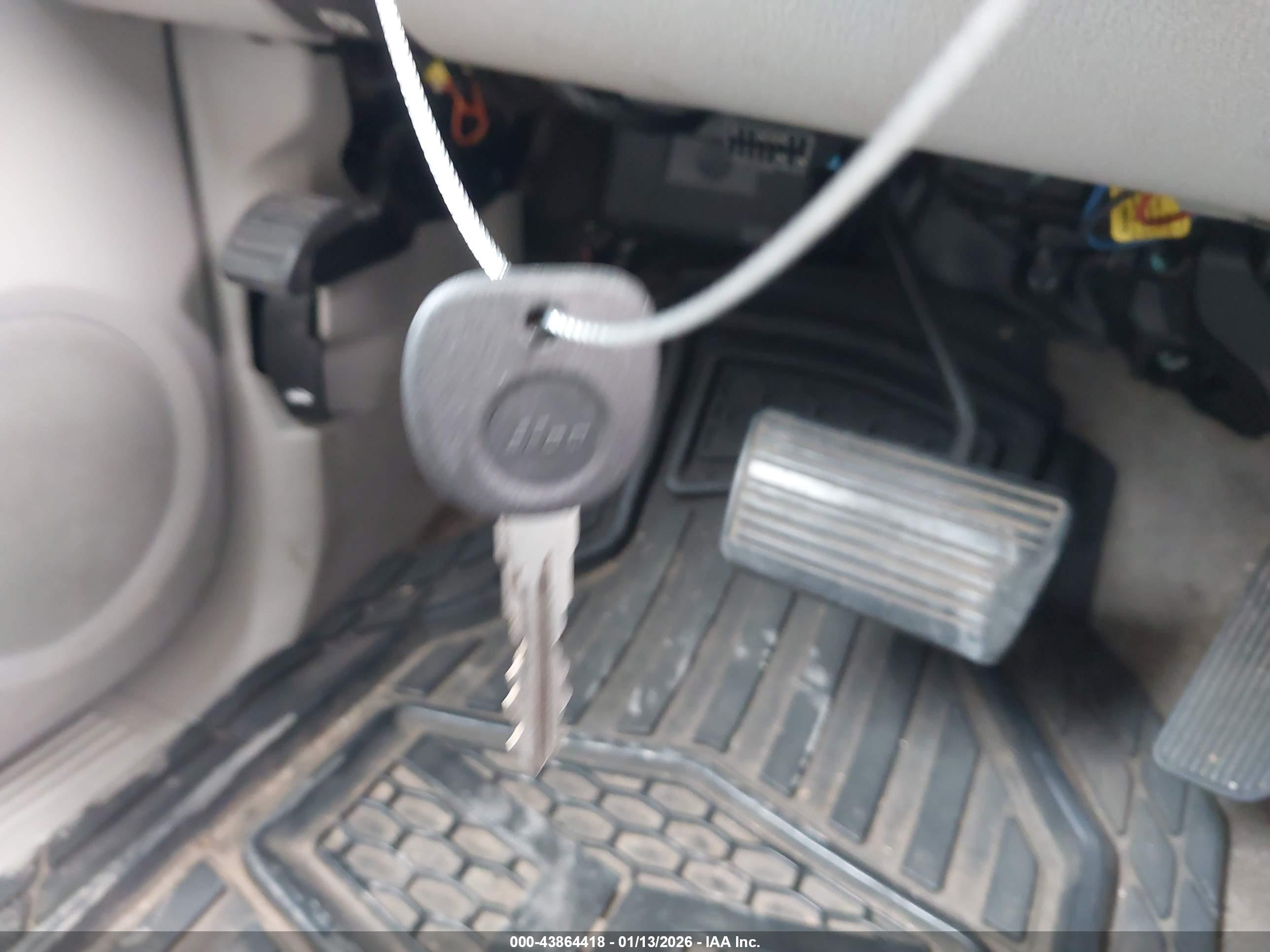 CHEVROLET TAHOE image 11