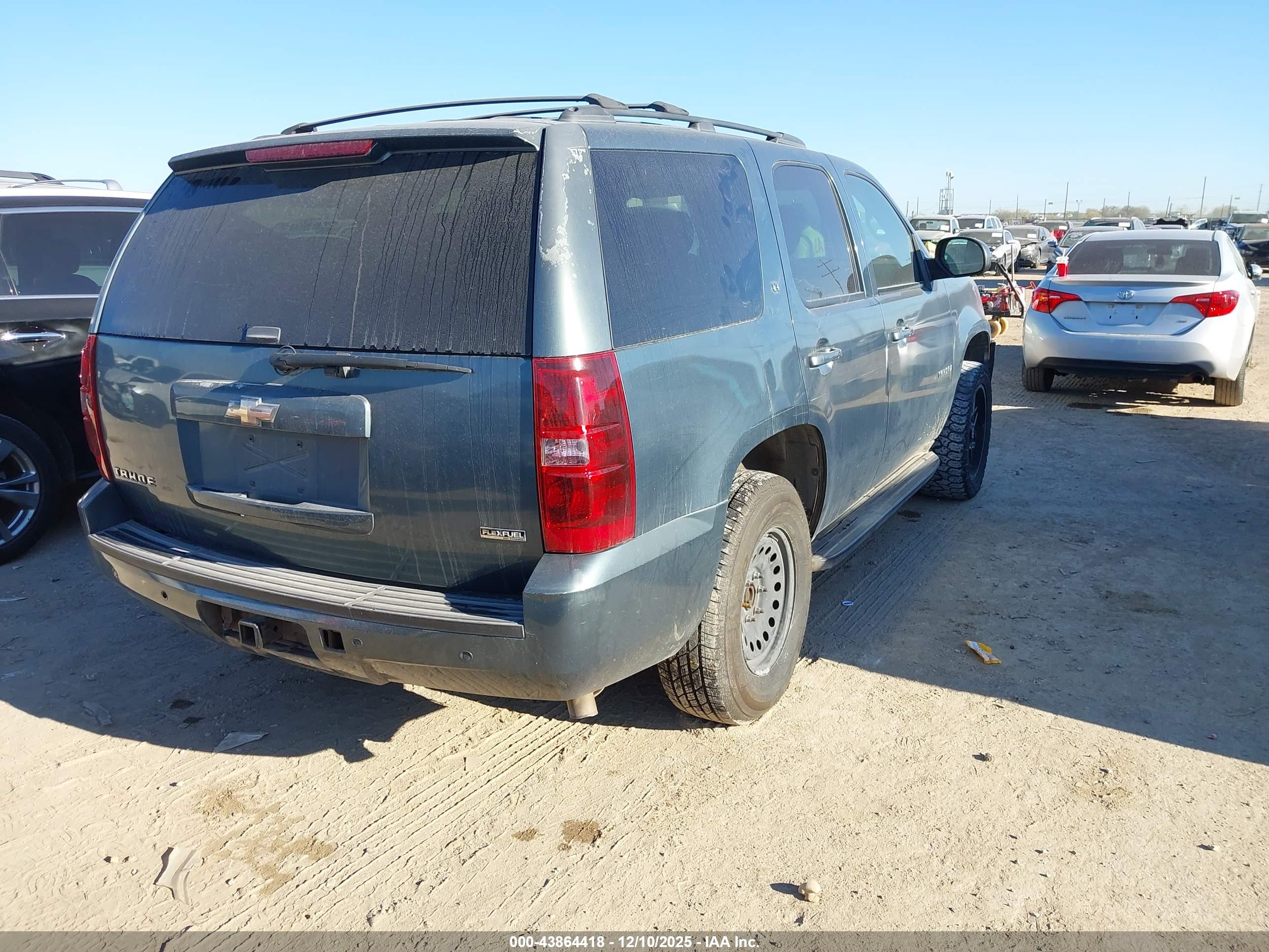 CHEVROLET TAHOE image 4