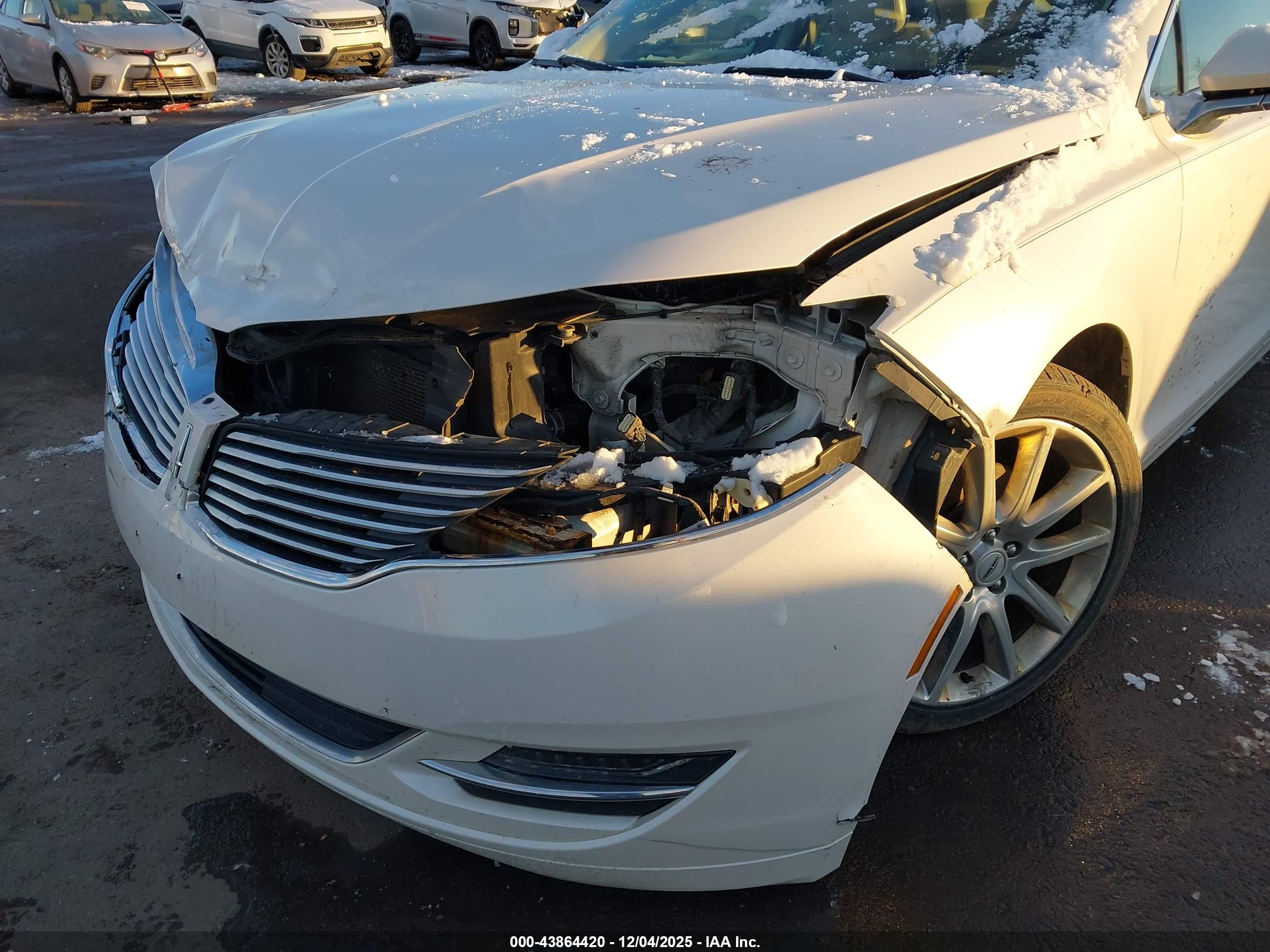 LINCOLN MKZ image 6