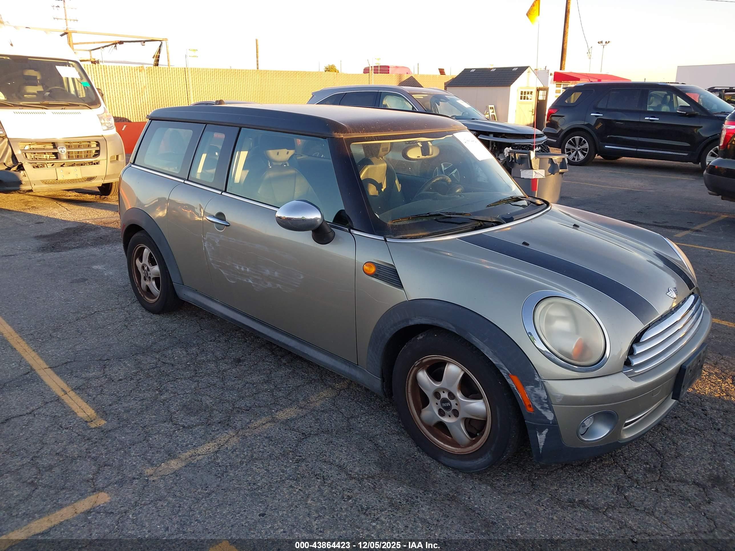 MINI COOPER image 6