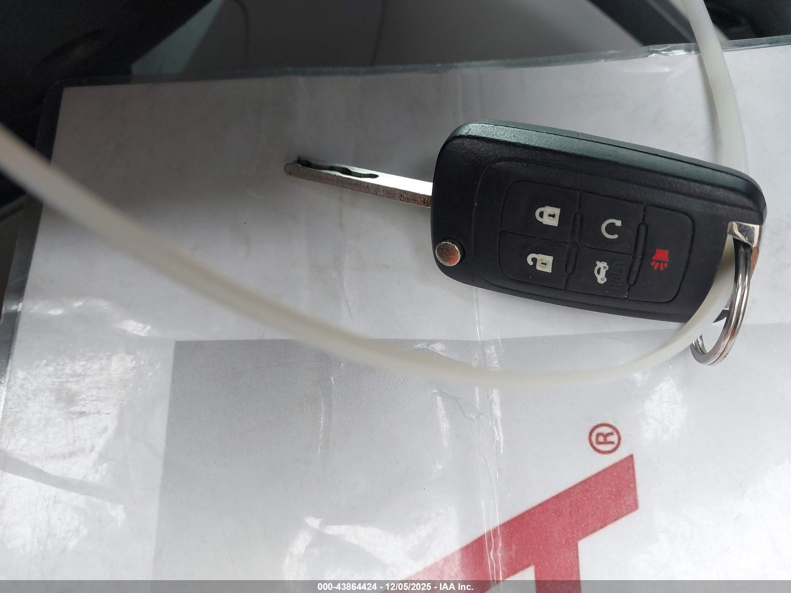 CHEVROLET EQUINOX image 11