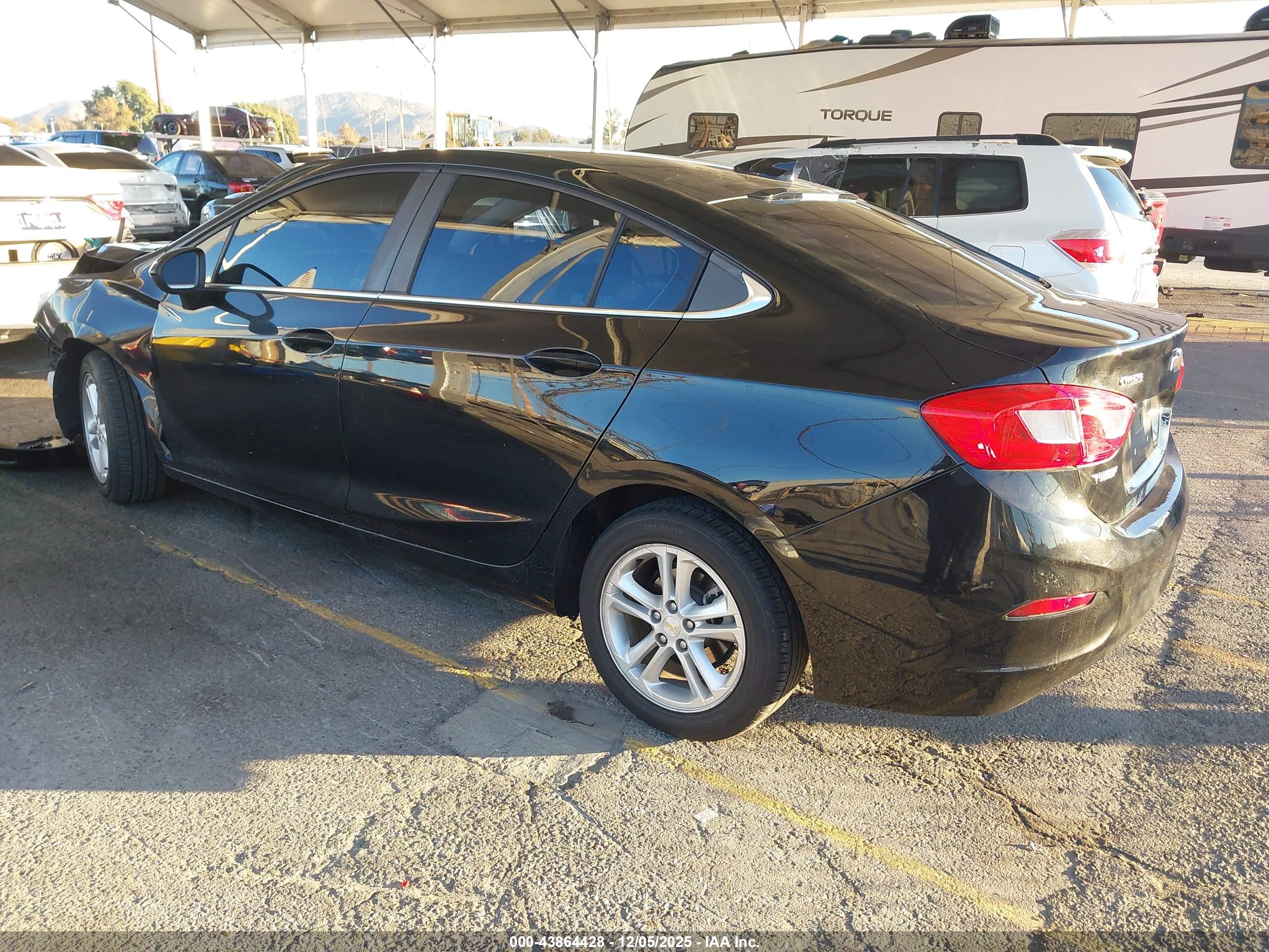 CHEVROLET CRUZE image 3