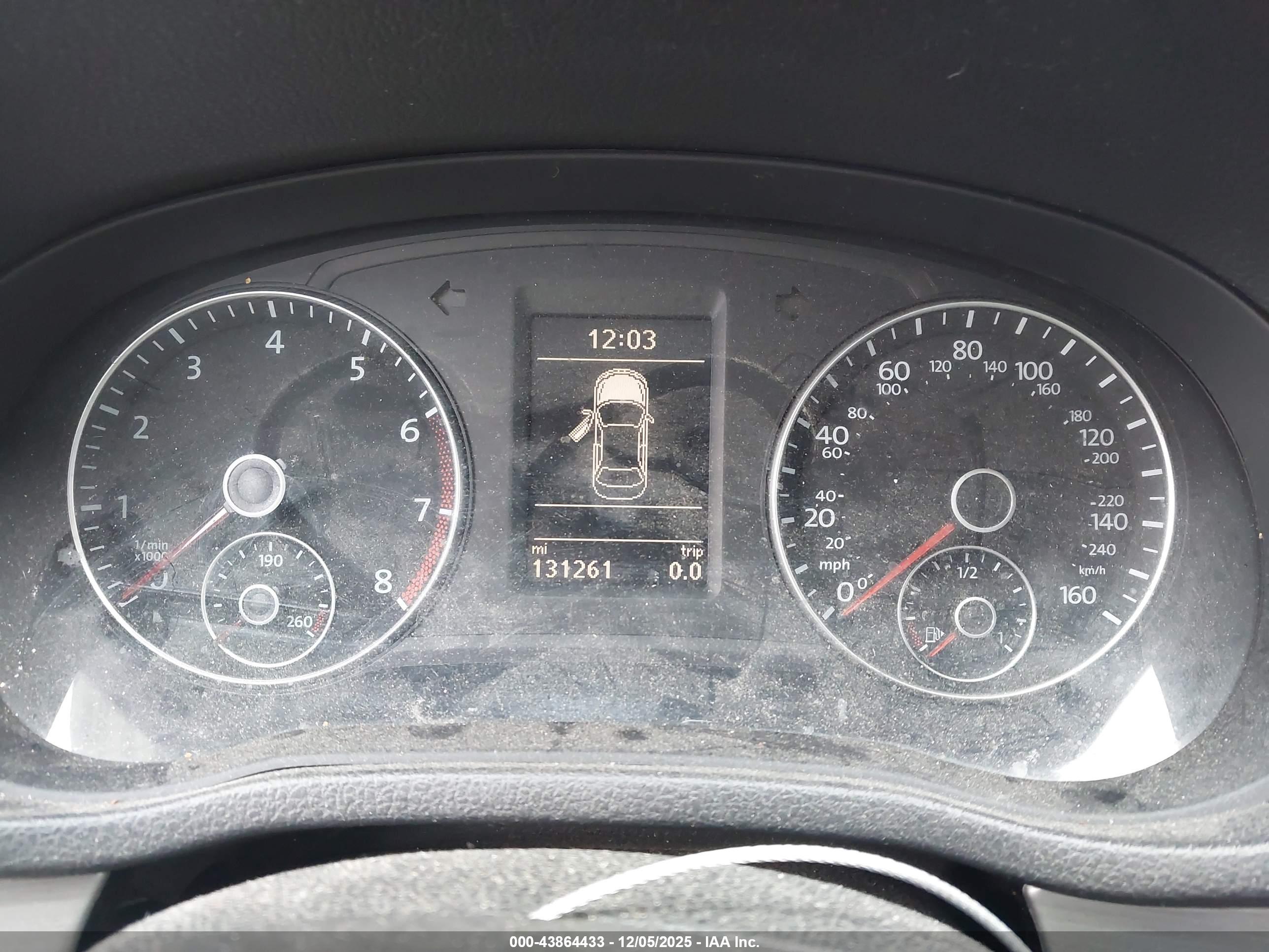 VOLKSWAGEN PASSAT image 7