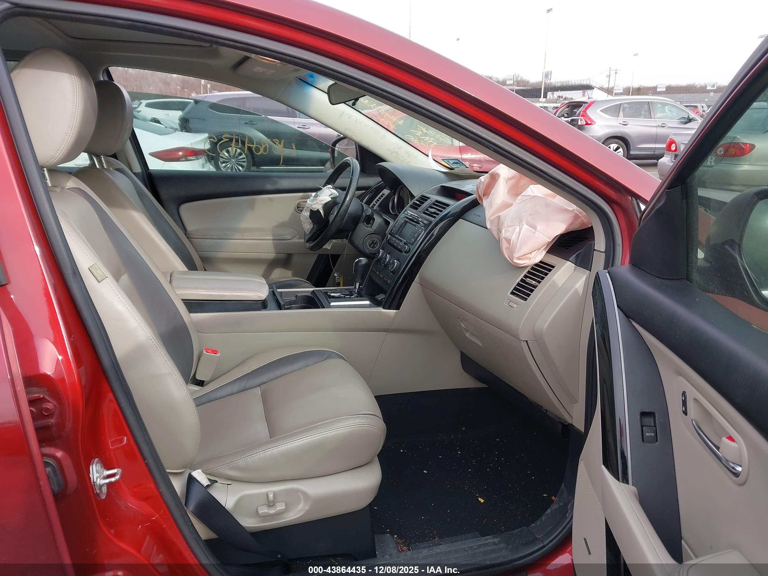 MAZDA CX-9 image 5