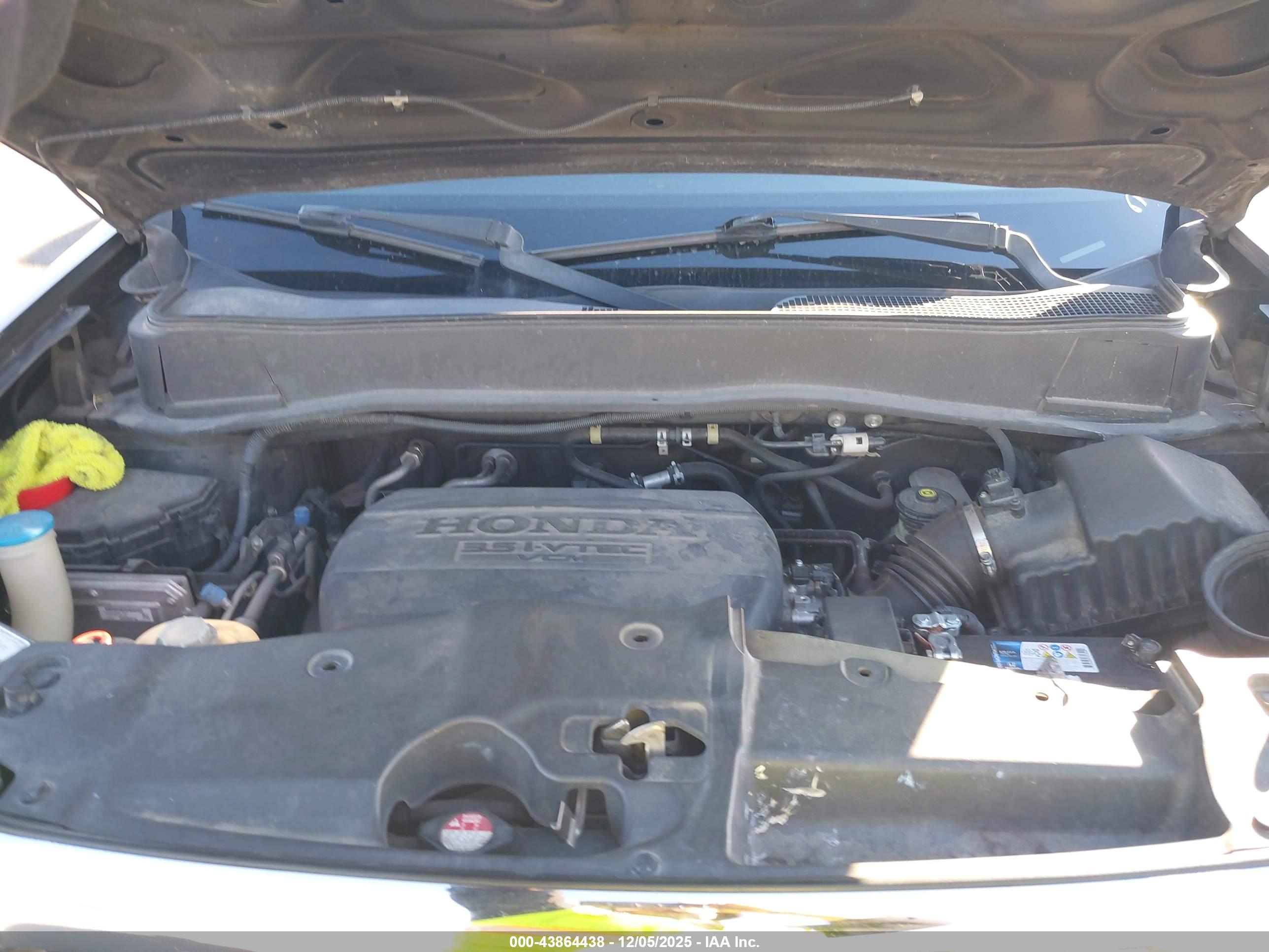 HONDA PILOT image 10