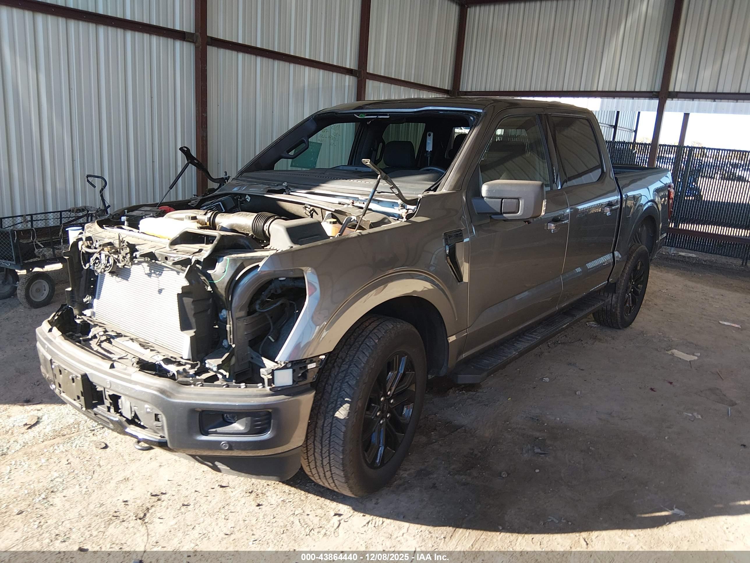 FORD F-150 image 2