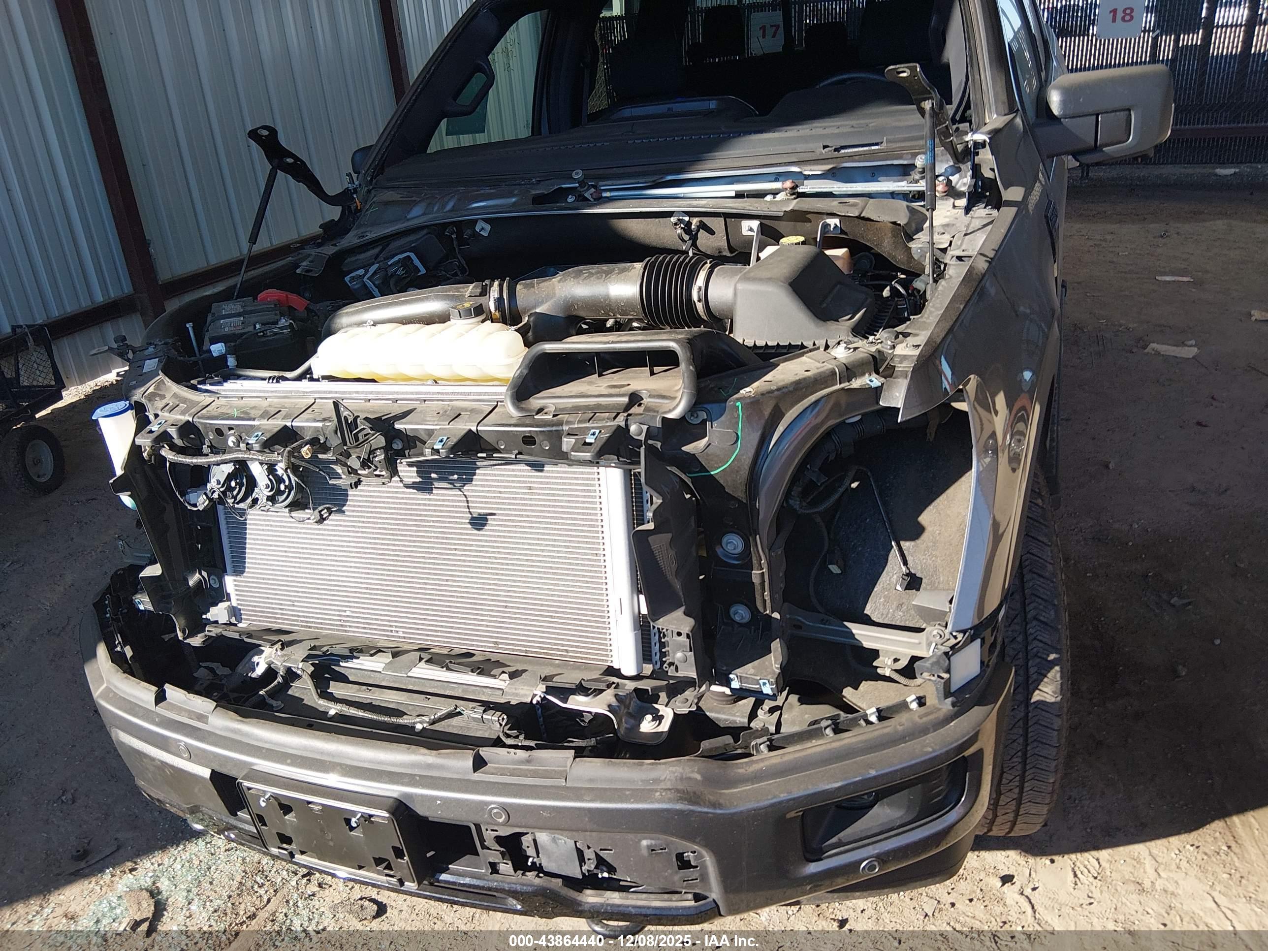 FORD F-150 image 6