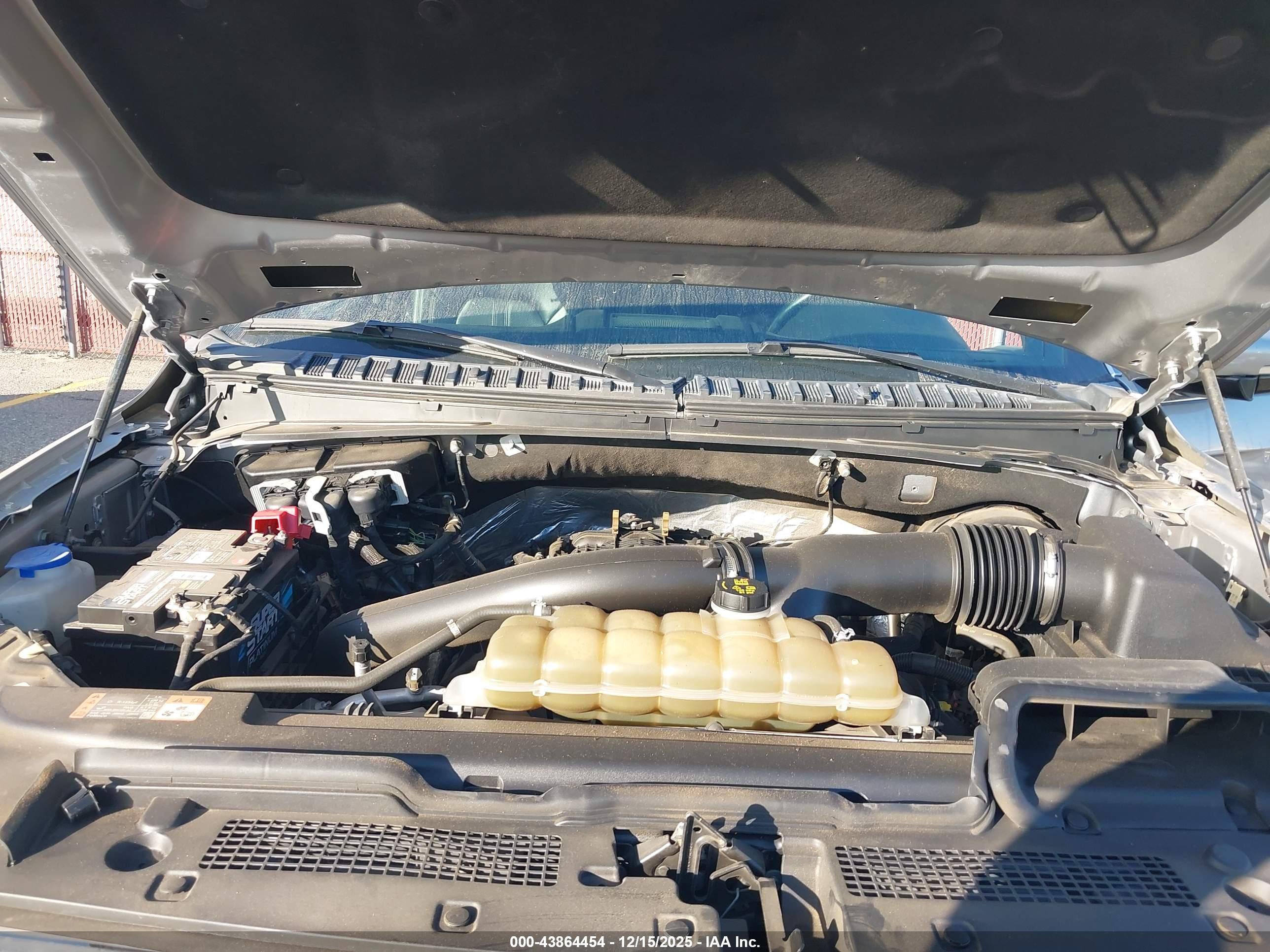 FORD EXPEDITION image 10