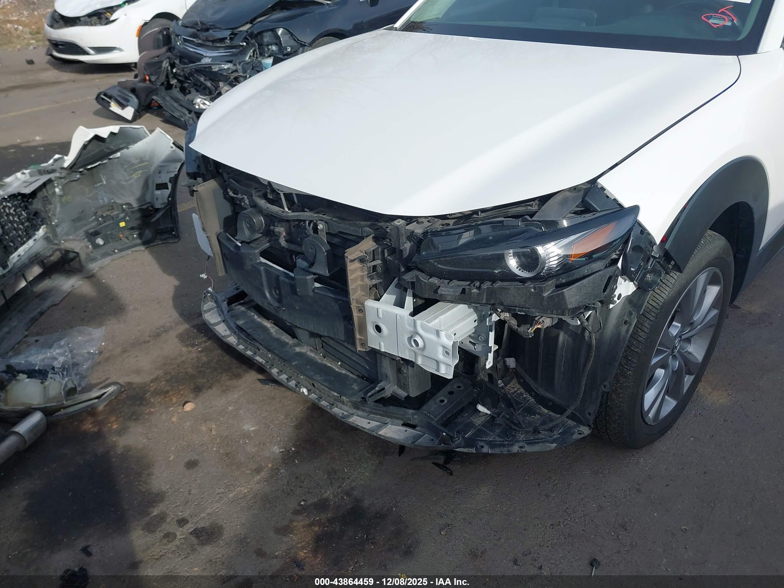 MAZDA CX-30 image 6