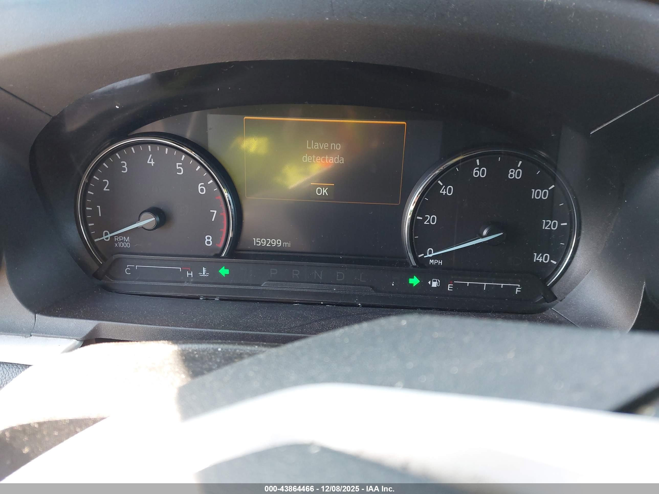FORD EXPLORER image 7