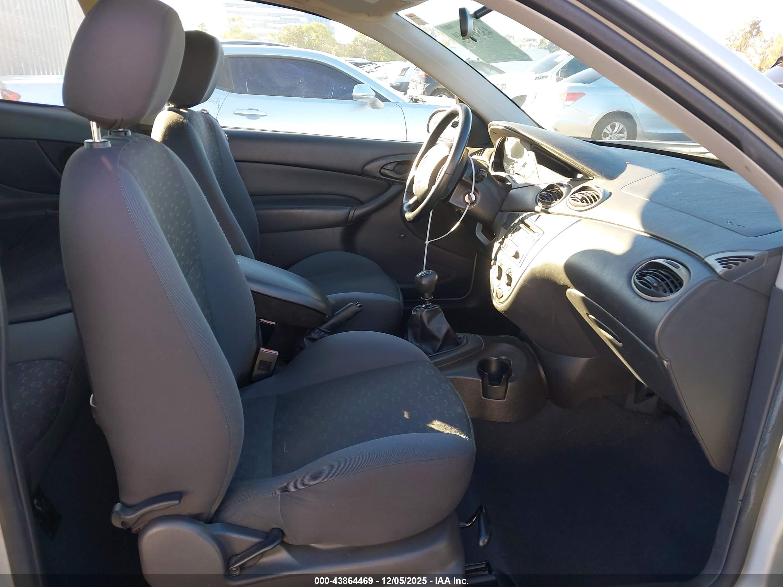 FORD FOCUS image 5