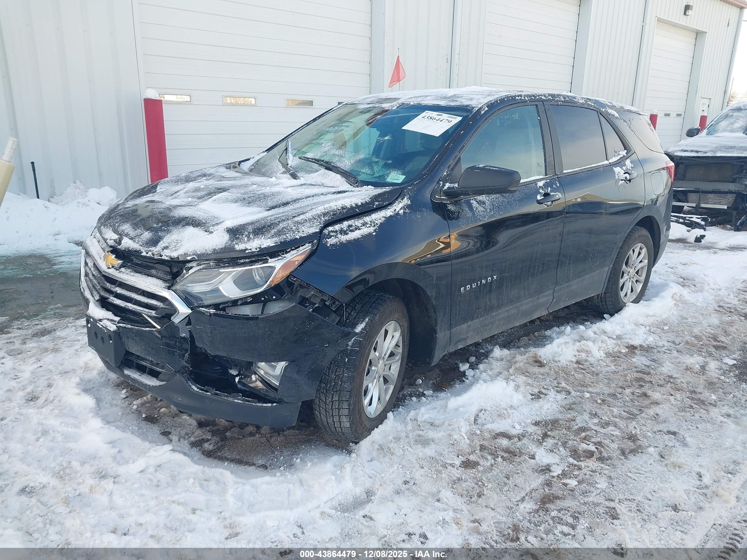 CHEVROLET EQUINOX image 2