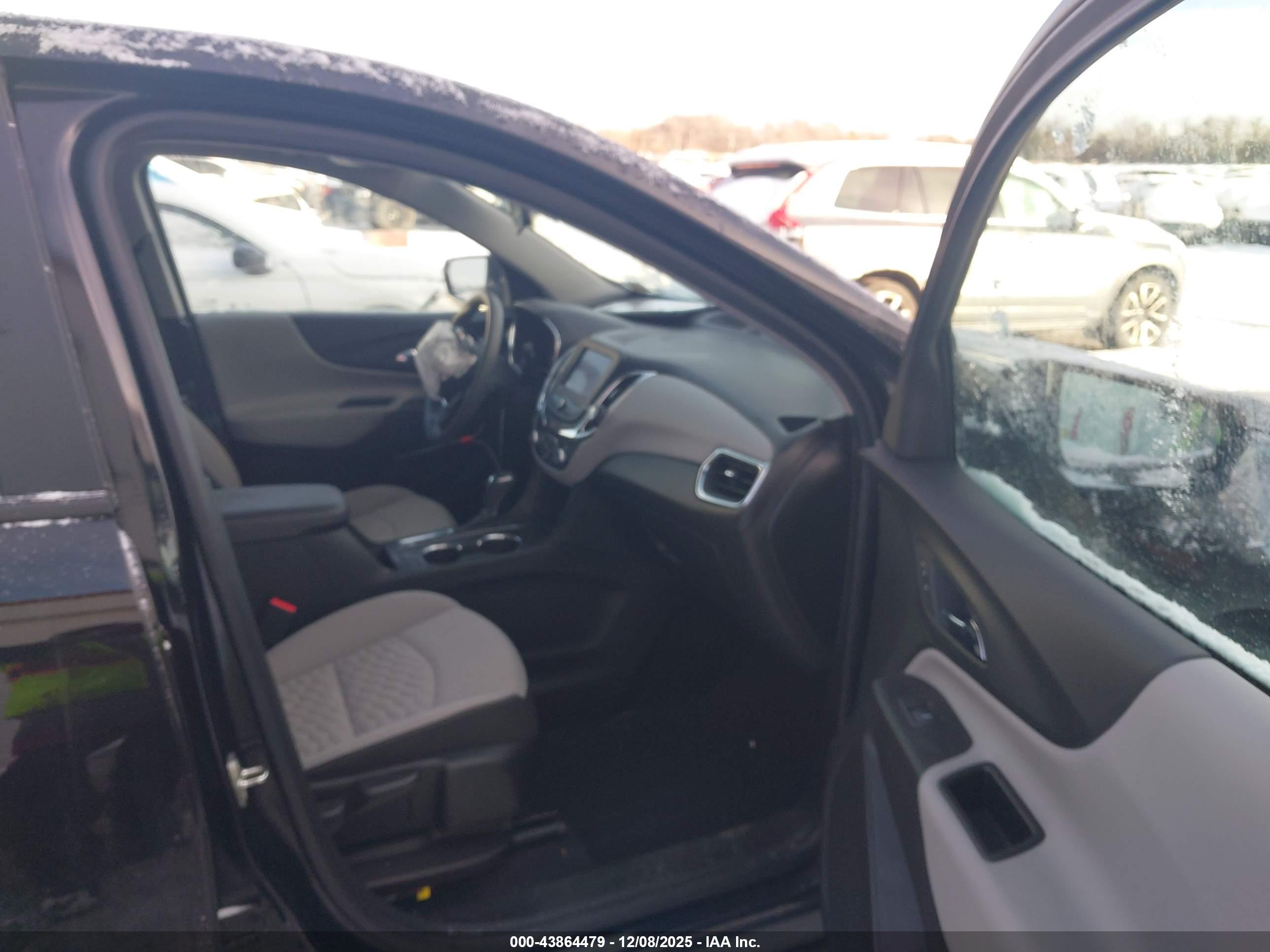 CHEVROLET EQUINOX image 5