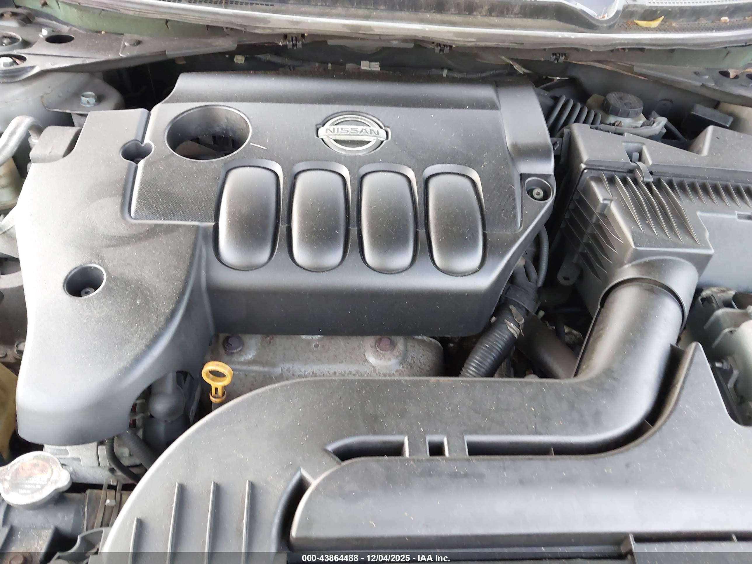 NISSAN ALTIMA image 10