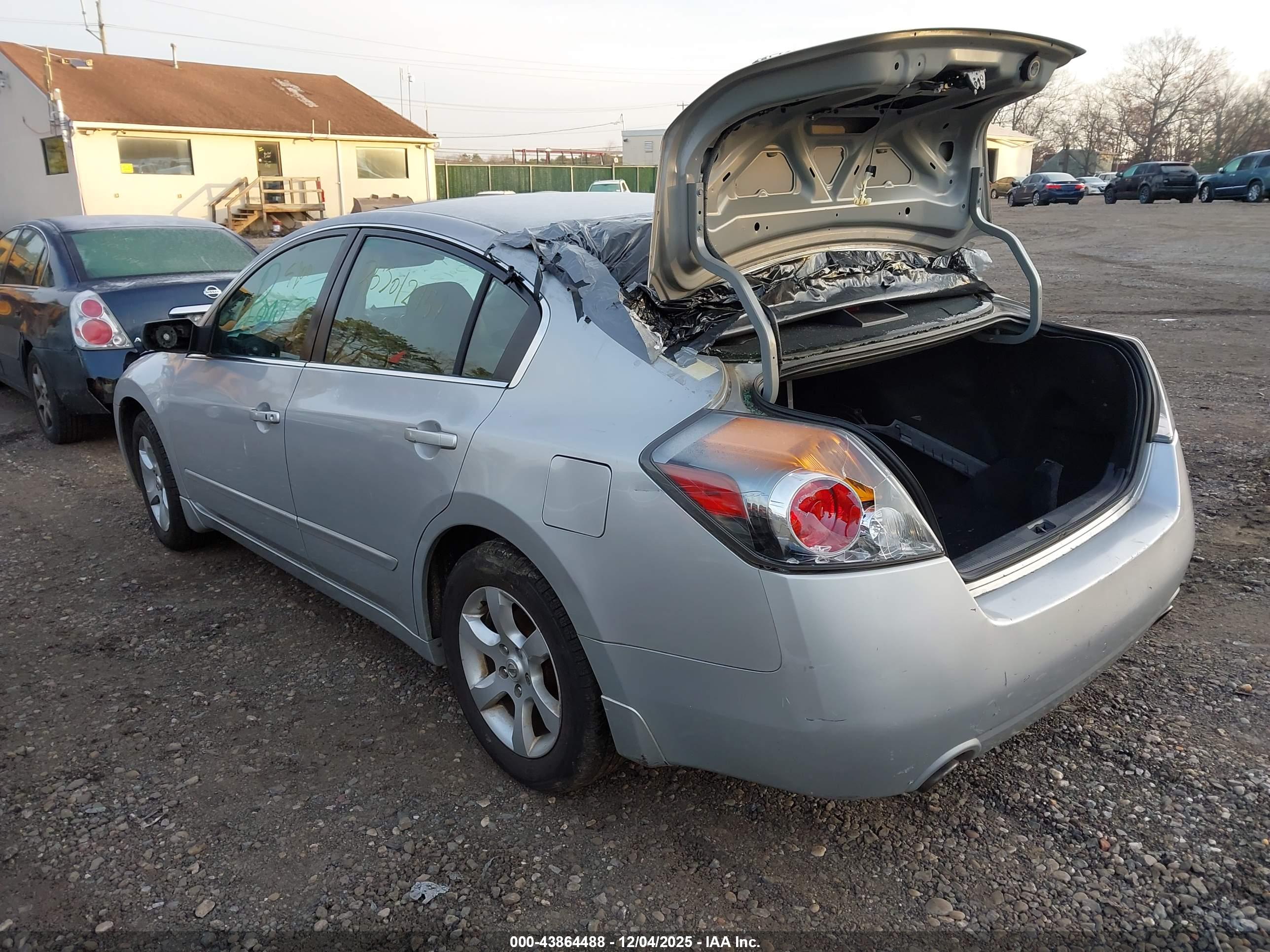 NISSAN ALTIMA image 3