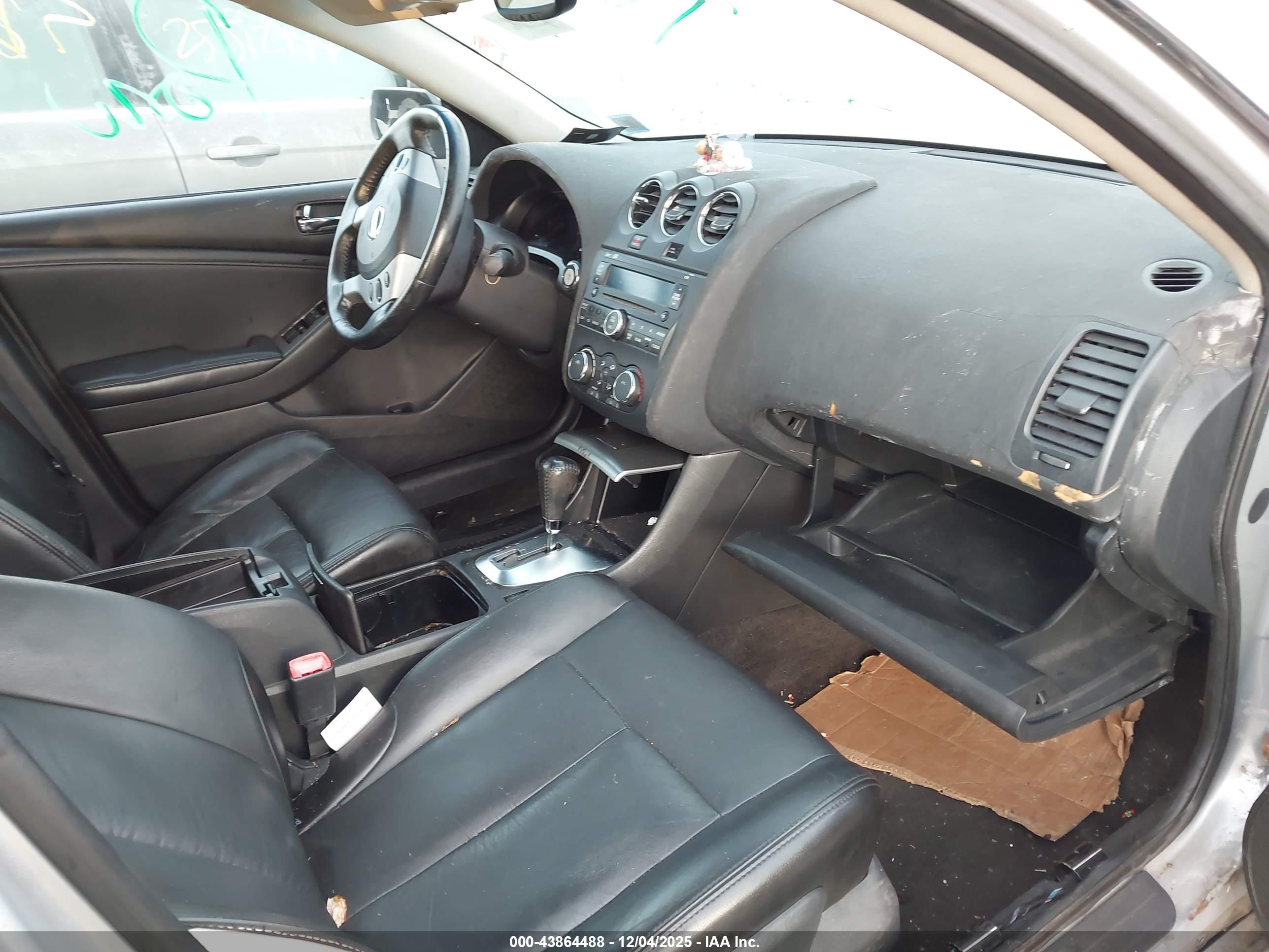 NISSAN ALTIMA image 5