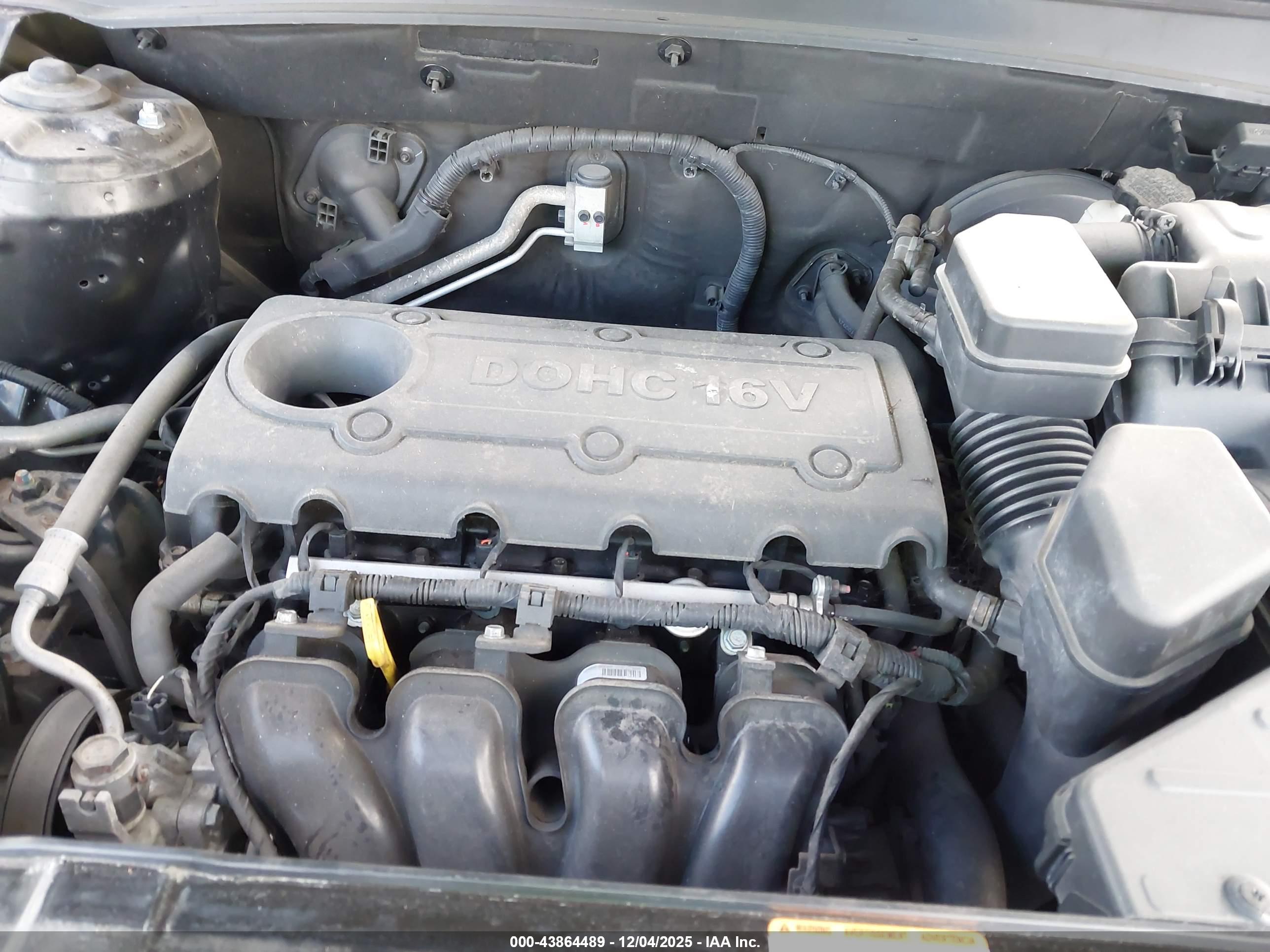 HYUNDAI SANTA image 10