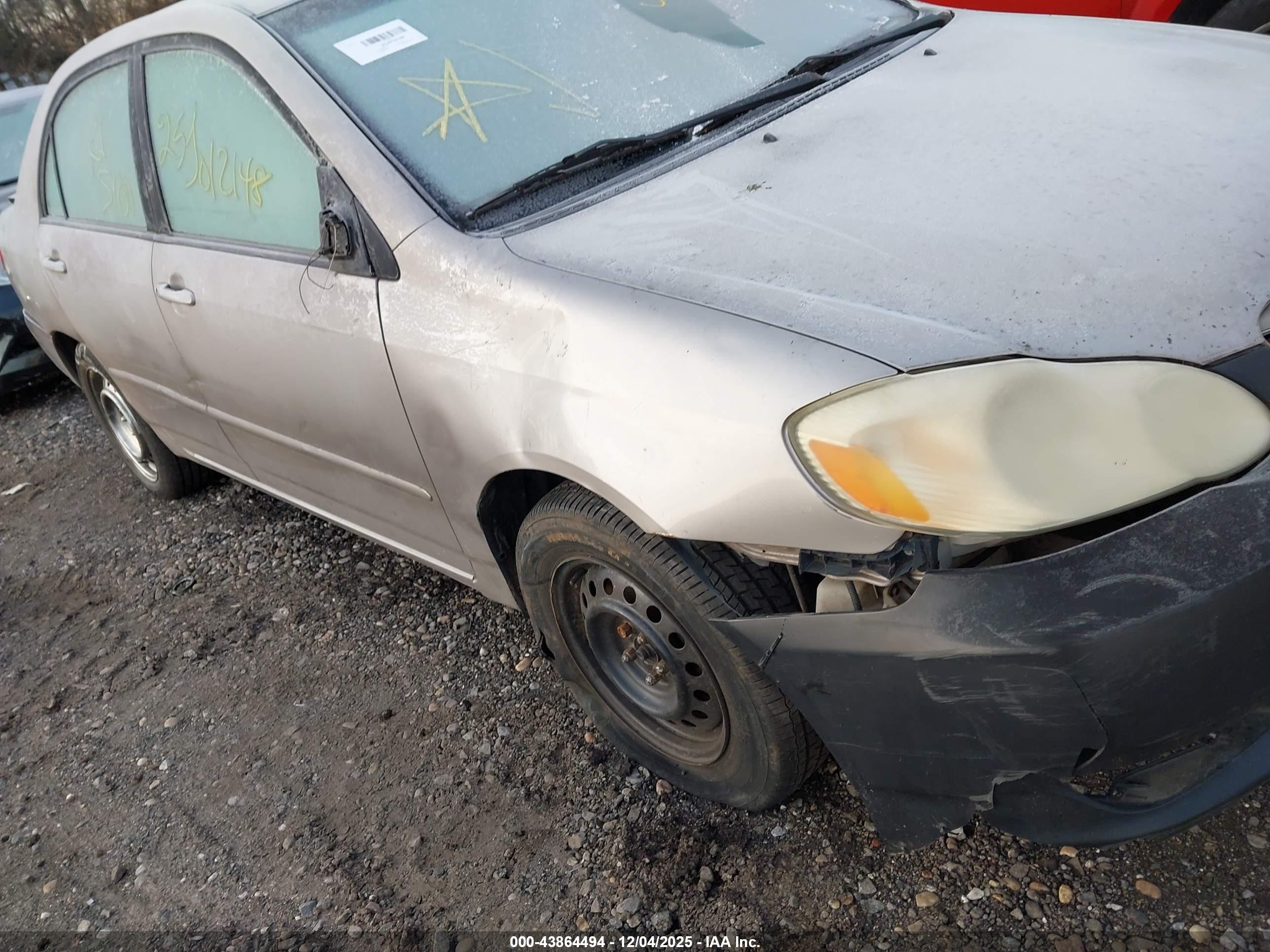 TOYOTA COROLLA image 6