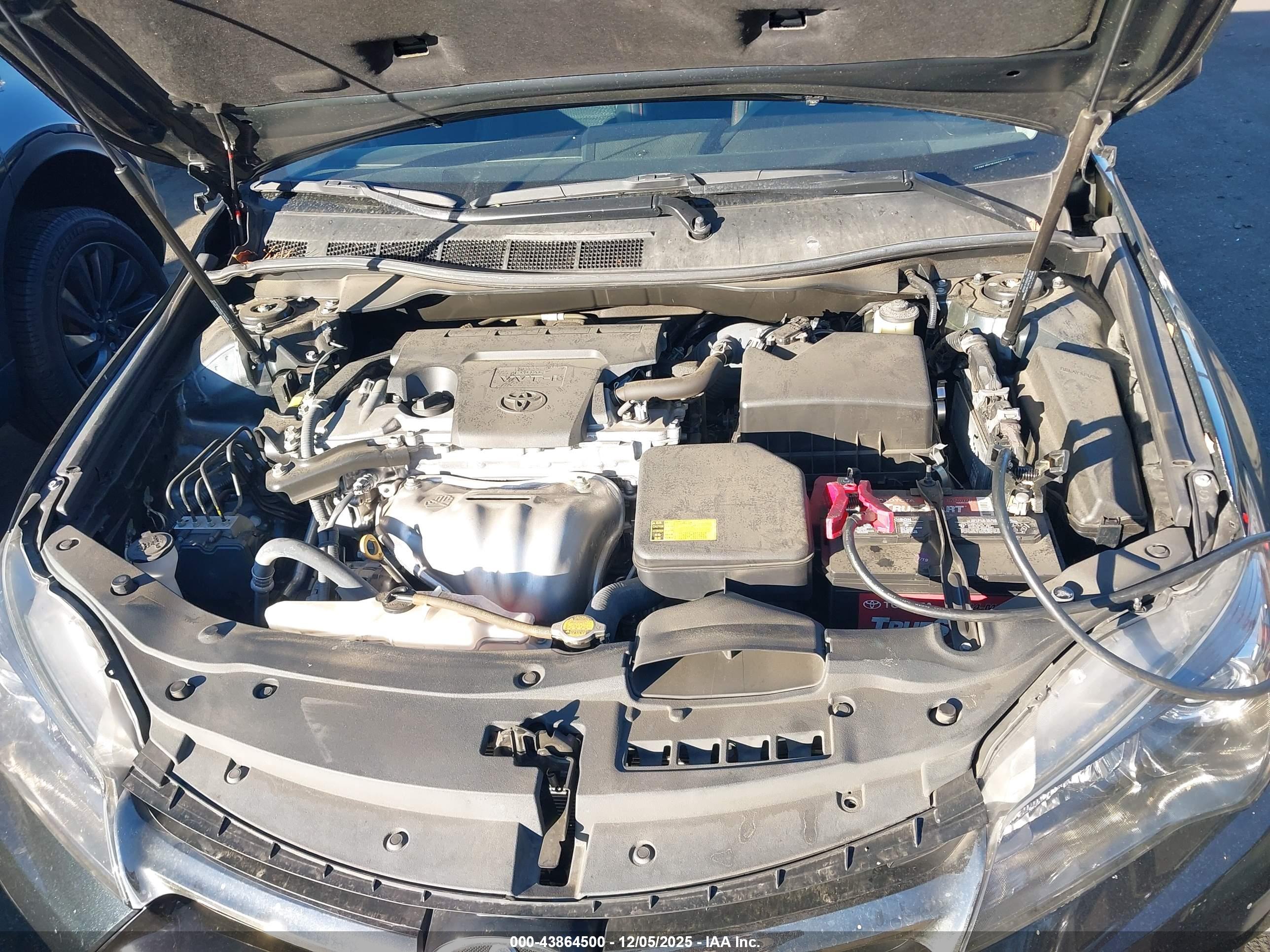 TOYOTA CAMRY image 10