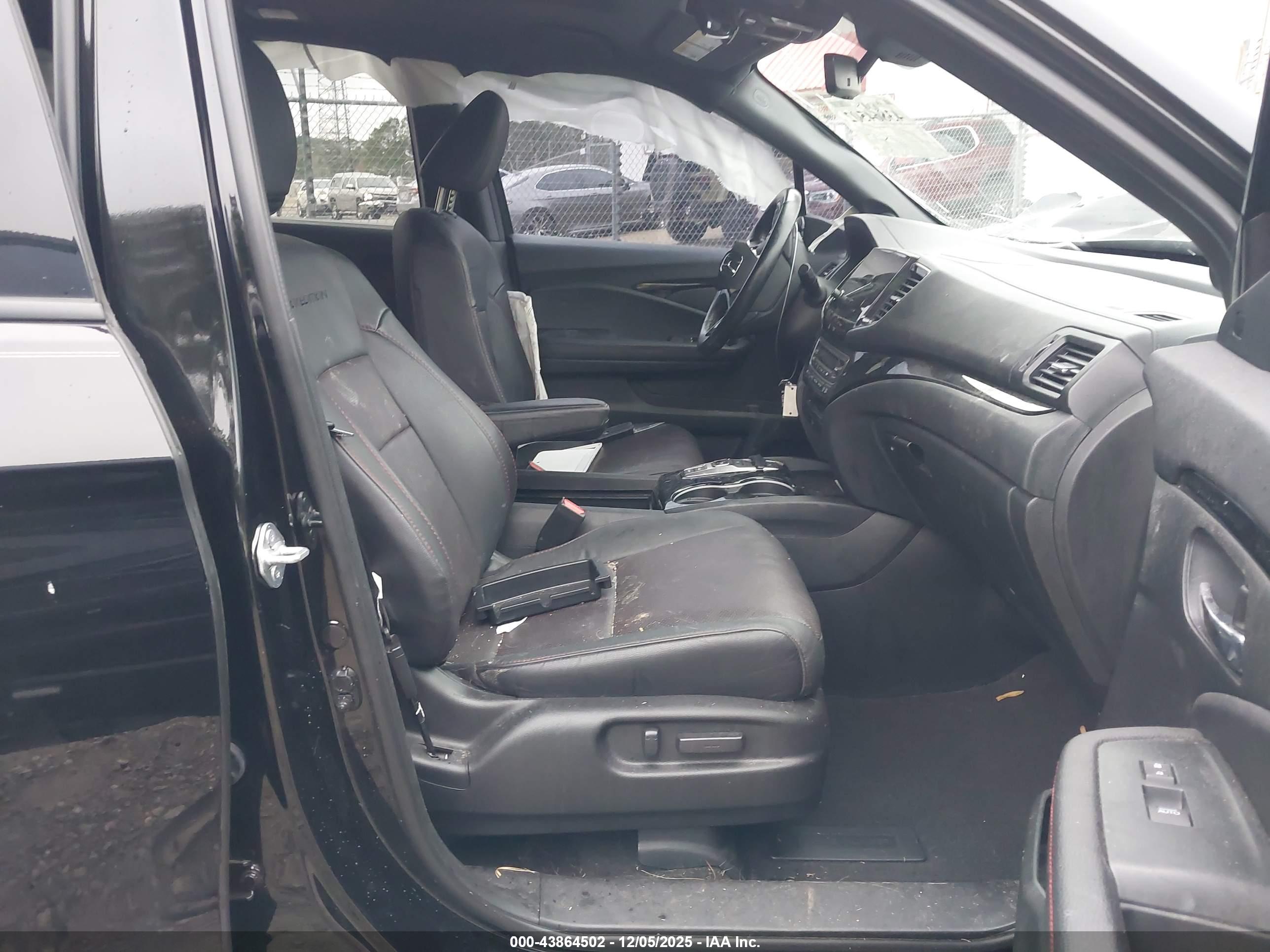 HONDA PILOT image 5