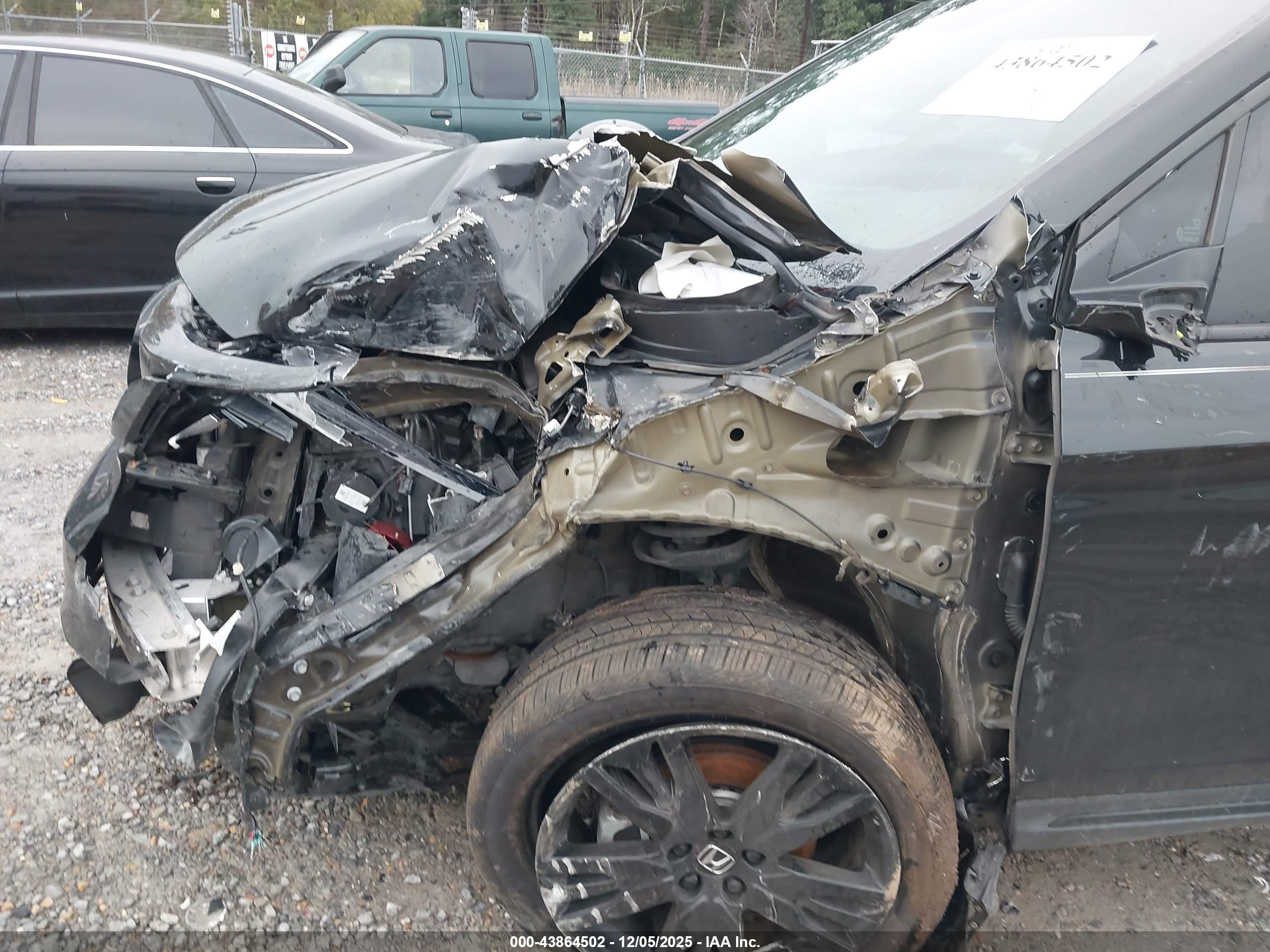 HONDA PILOT image 6