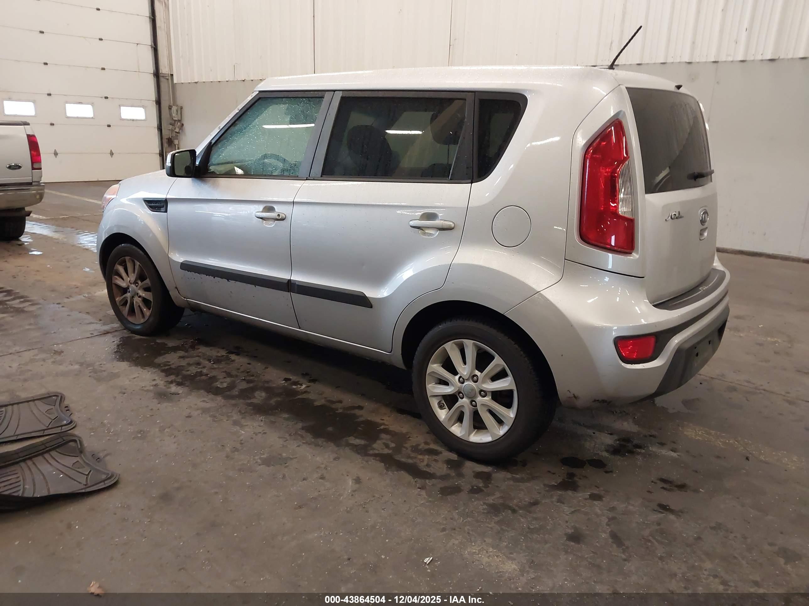 KIA SOUL image 3