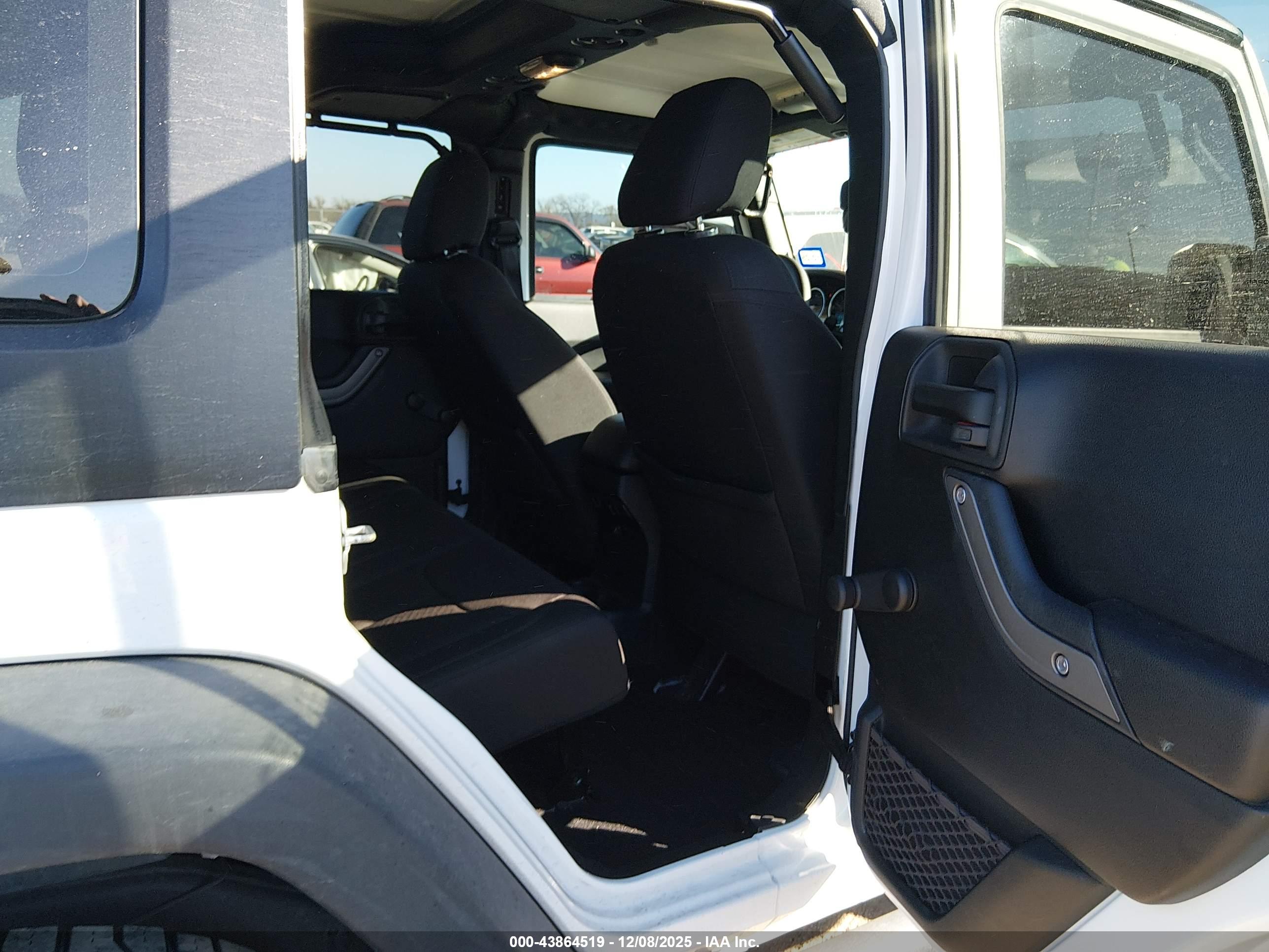 JEEP WRANGLER image 8
