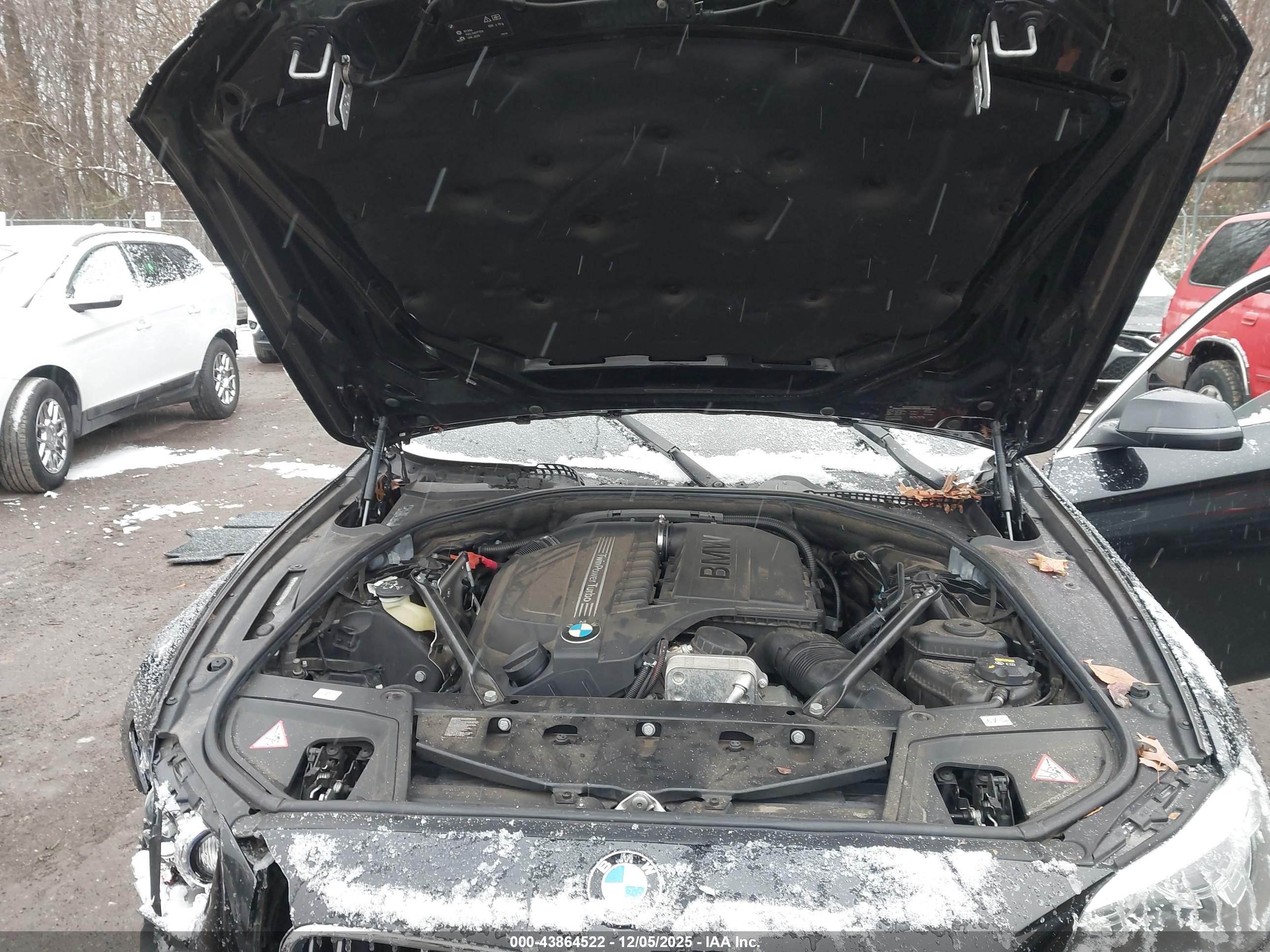 BMW 535I image 10