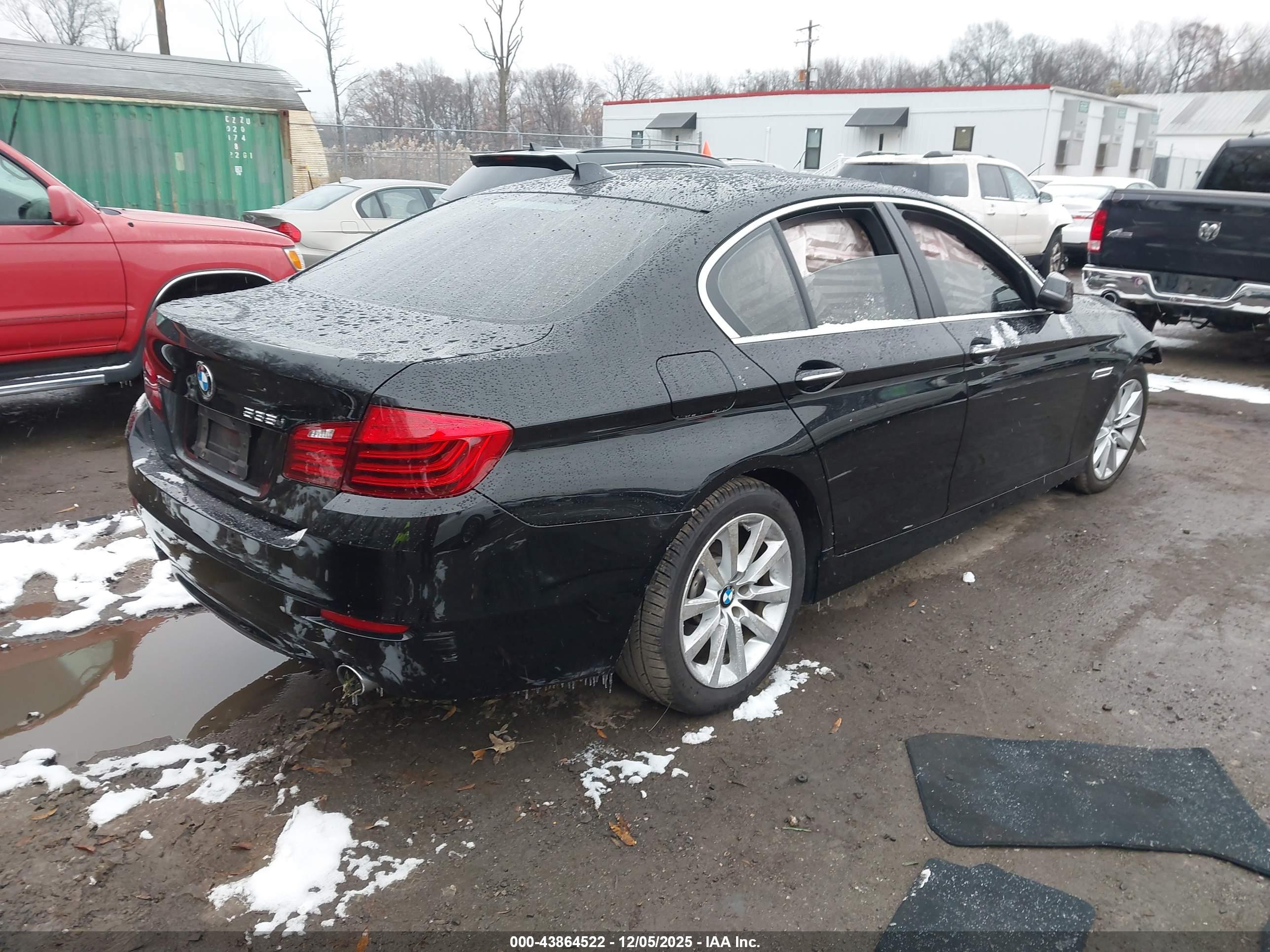 BMW 535I image 4