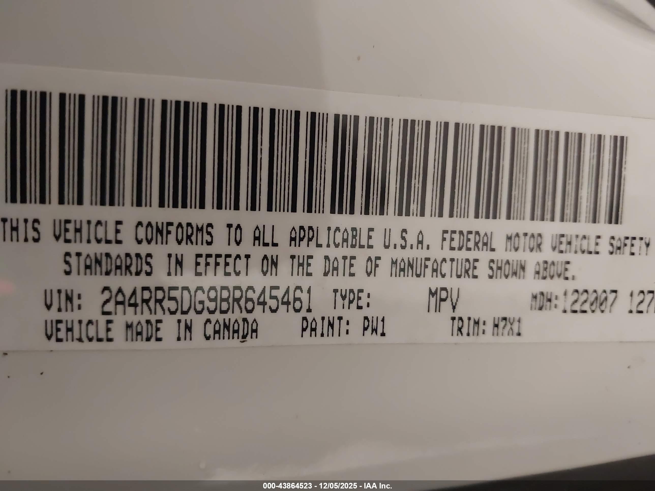 CHRYSLER TOWN image 9