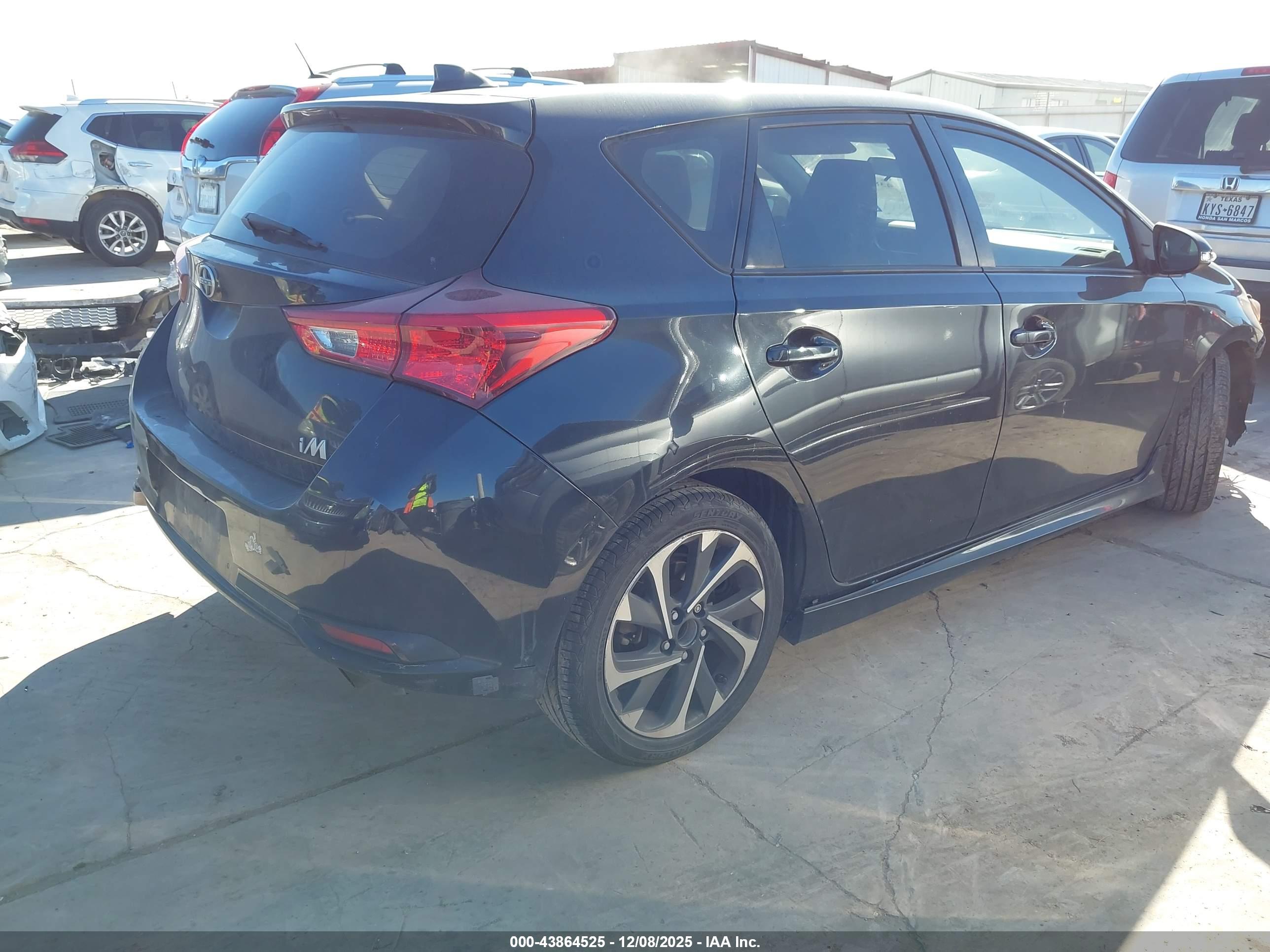 SCION IM image 4