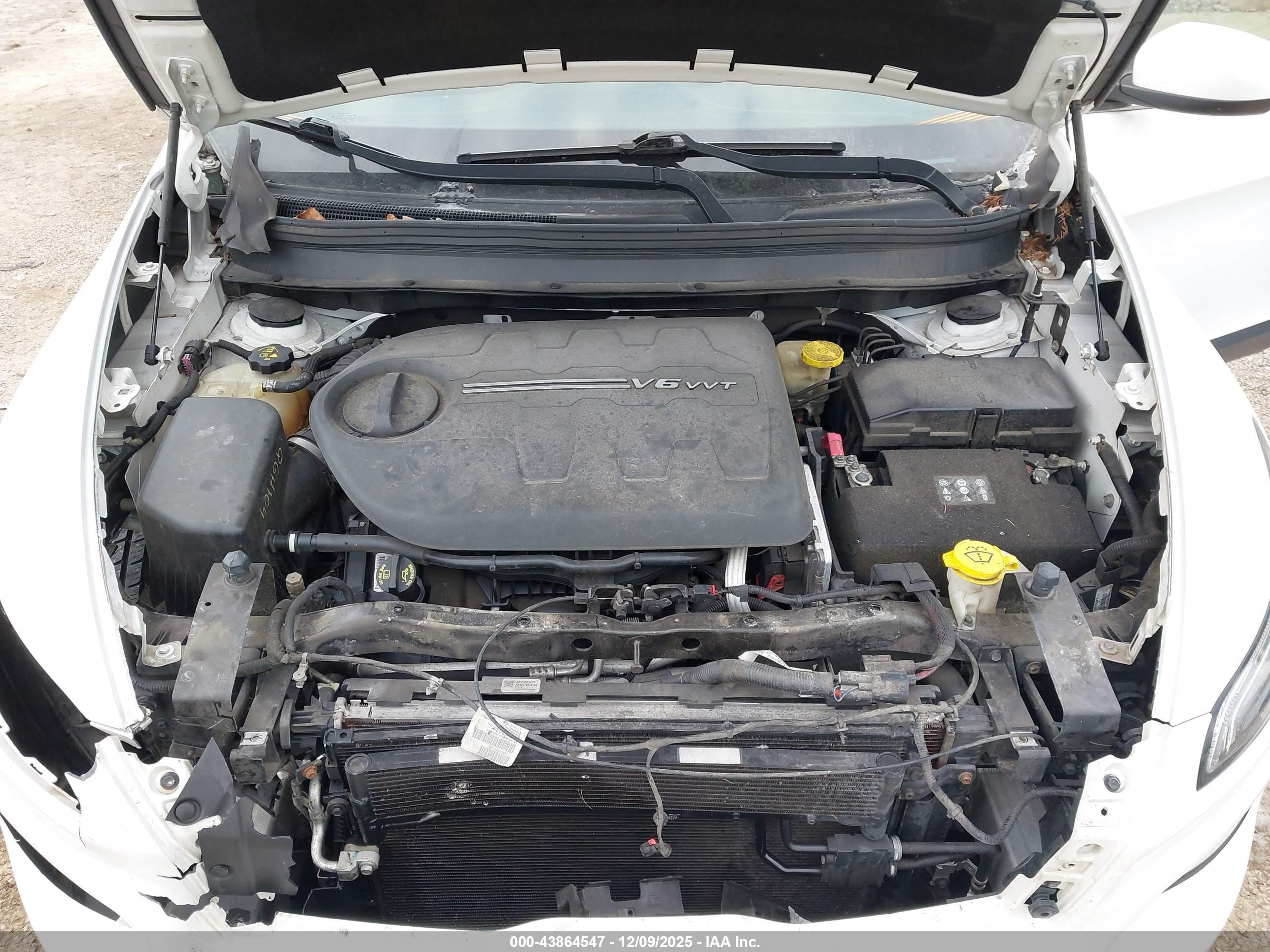 JEEP CHEROKEE image 10
