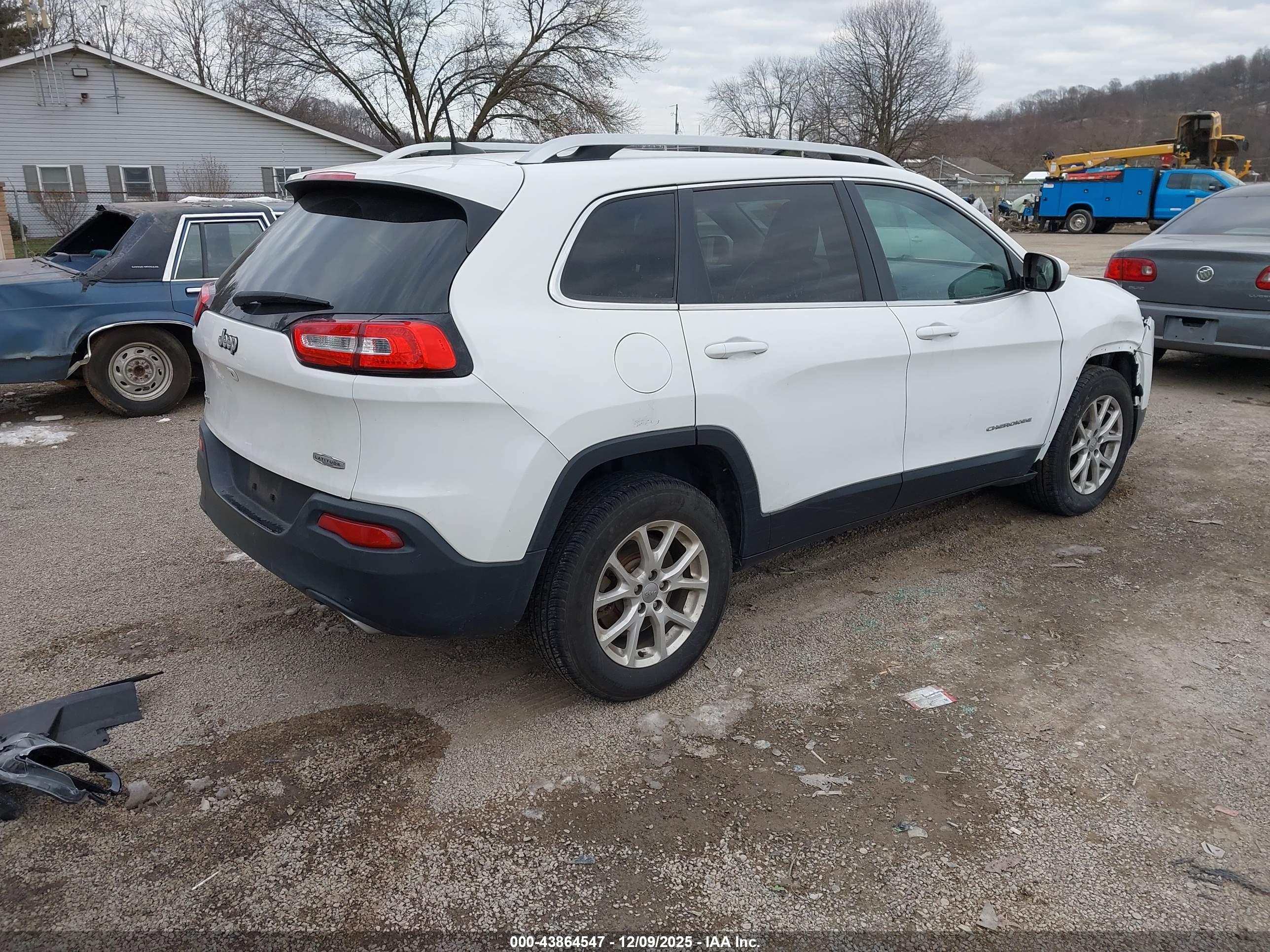 JEEP CHEROKEE image 4