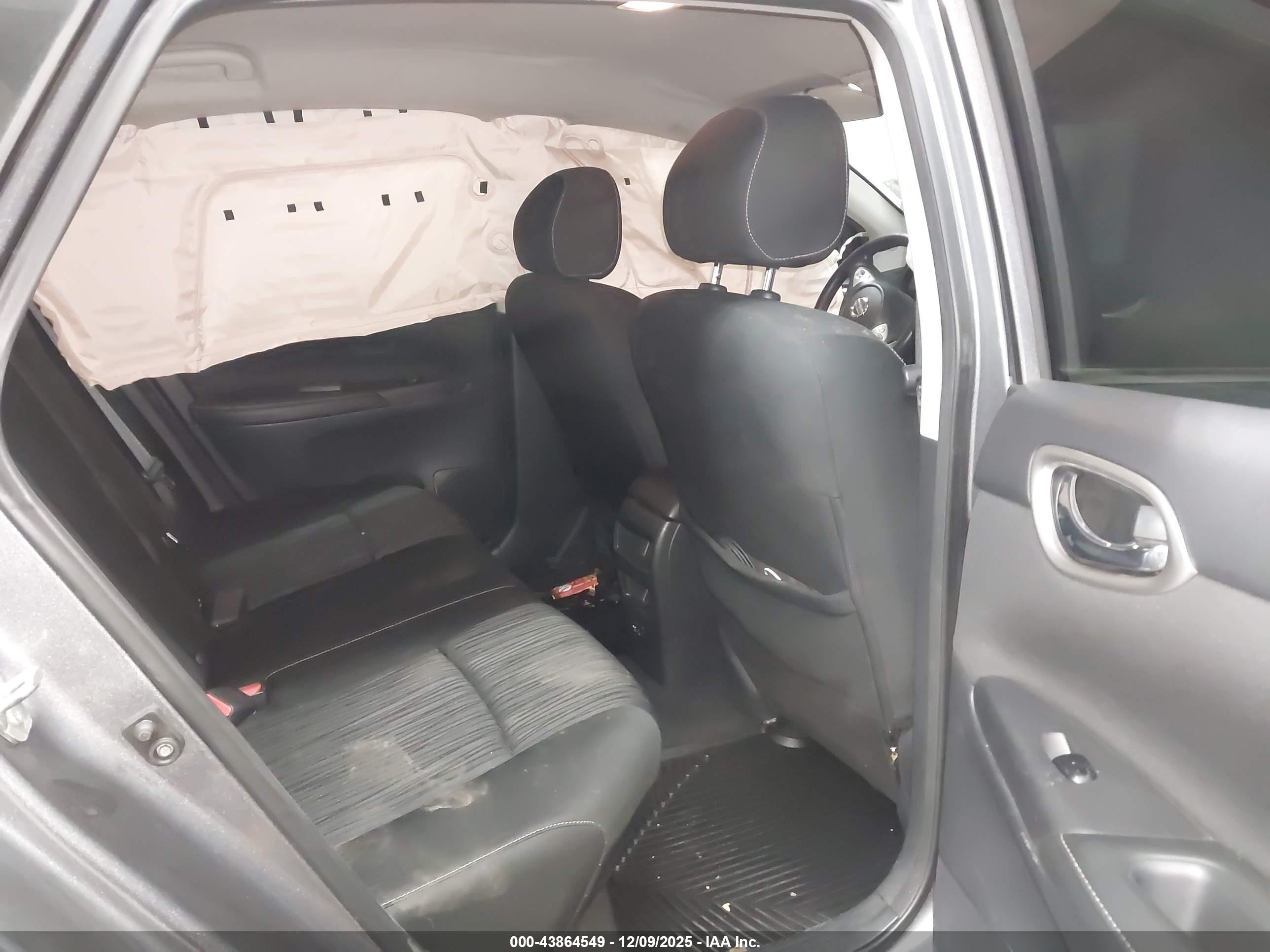 NISSAN SENTRA image 8