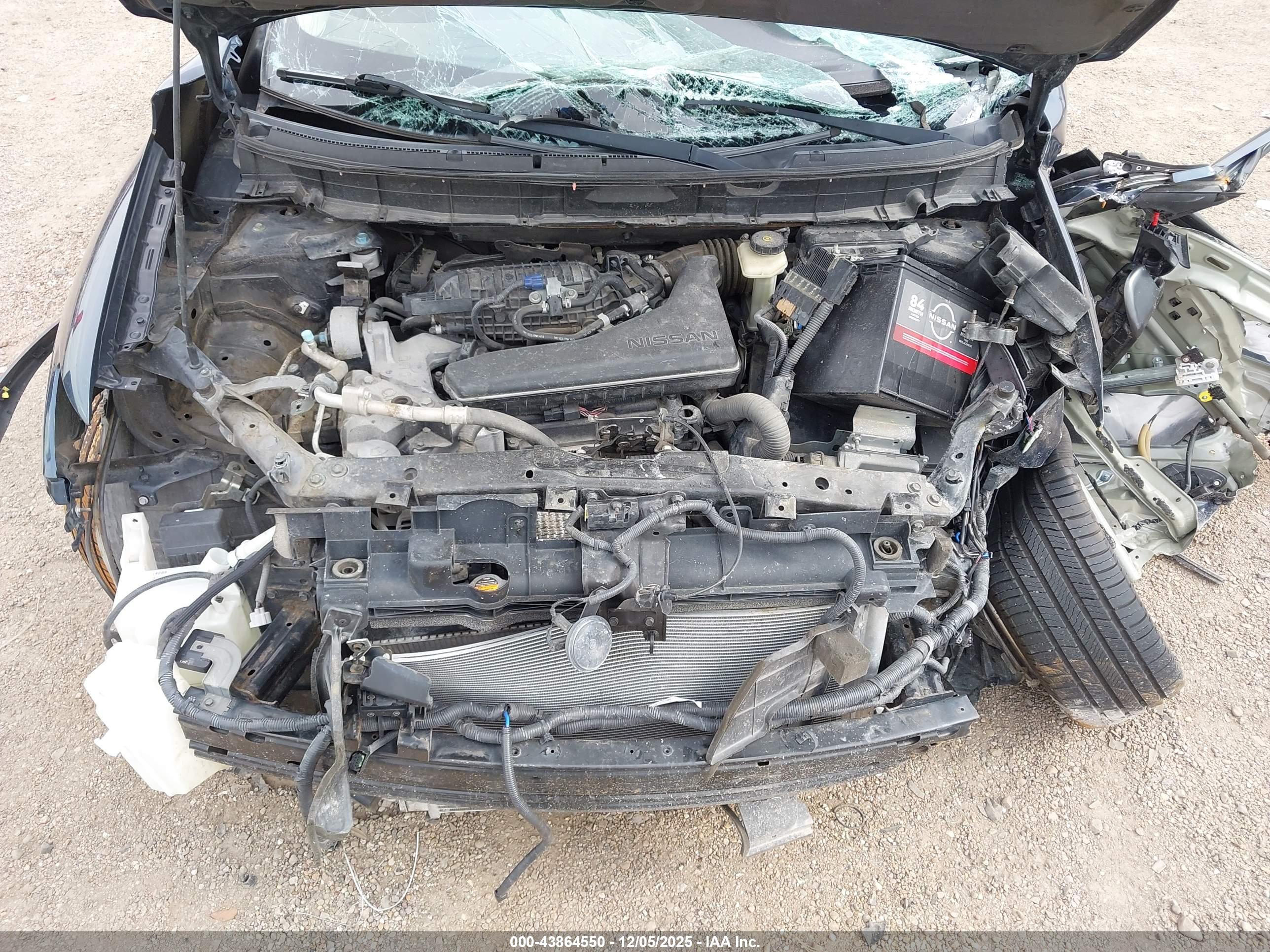 NISSAN ROGUE image 10