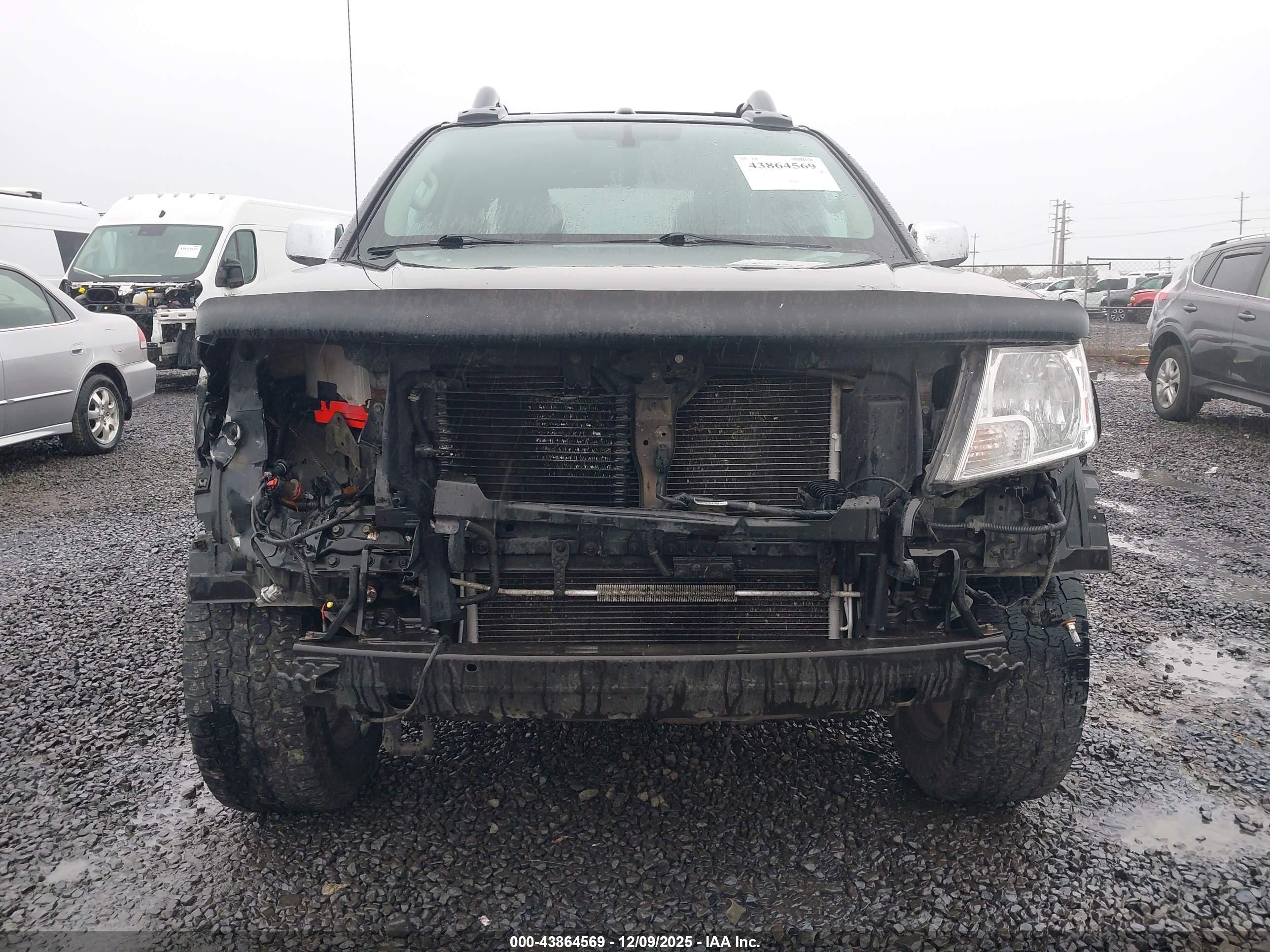 NISSAN FRONTIER image 6